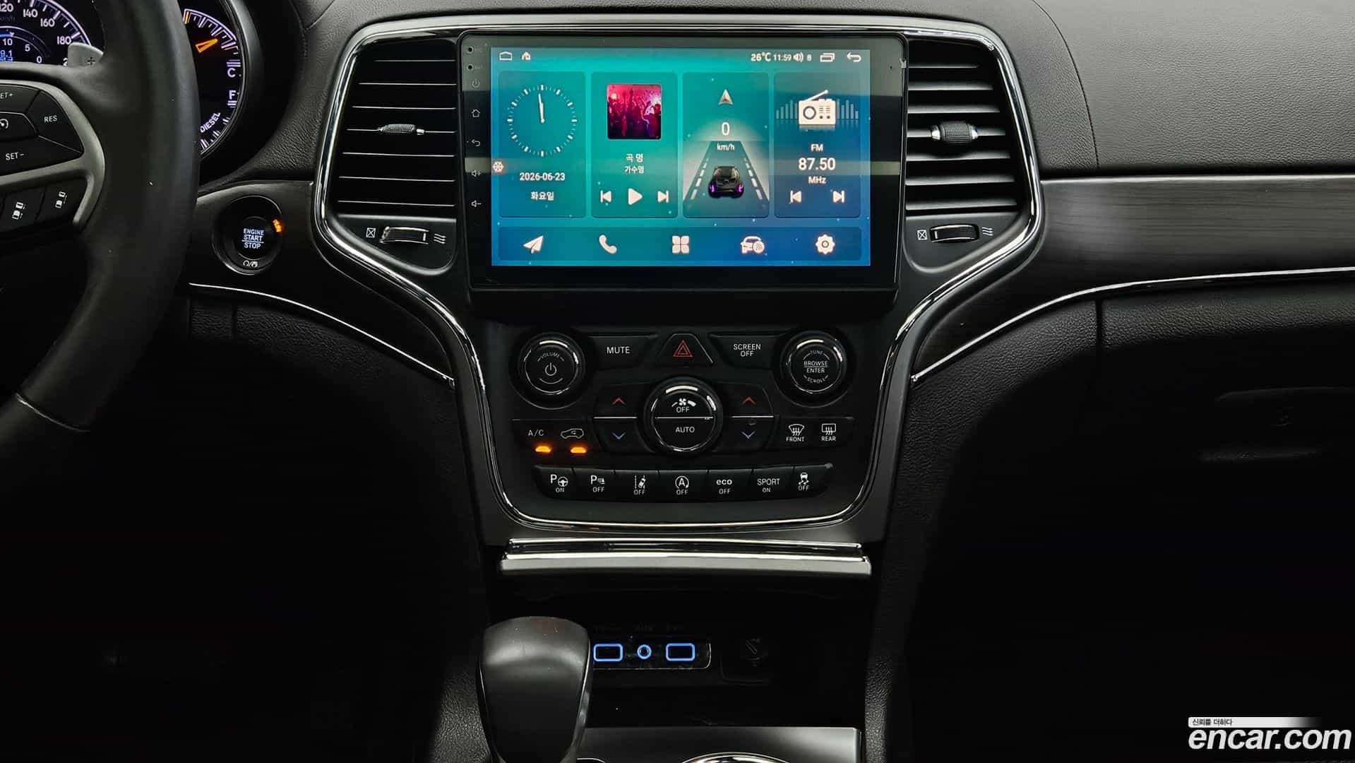 Cherokee Jeep 2018.8-OPTION-019
