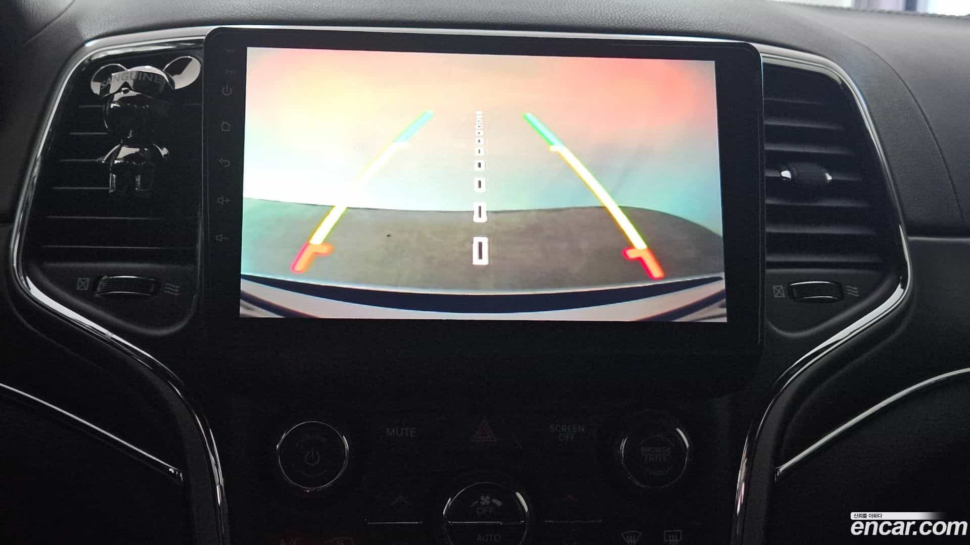 Cherokee Jeep 2018.8-OPTION-020