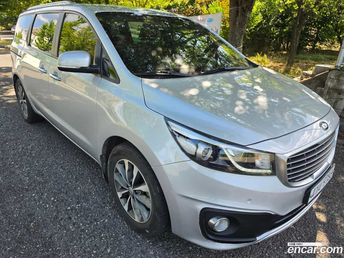 Canival Kia 2017.9-OUTER-001
