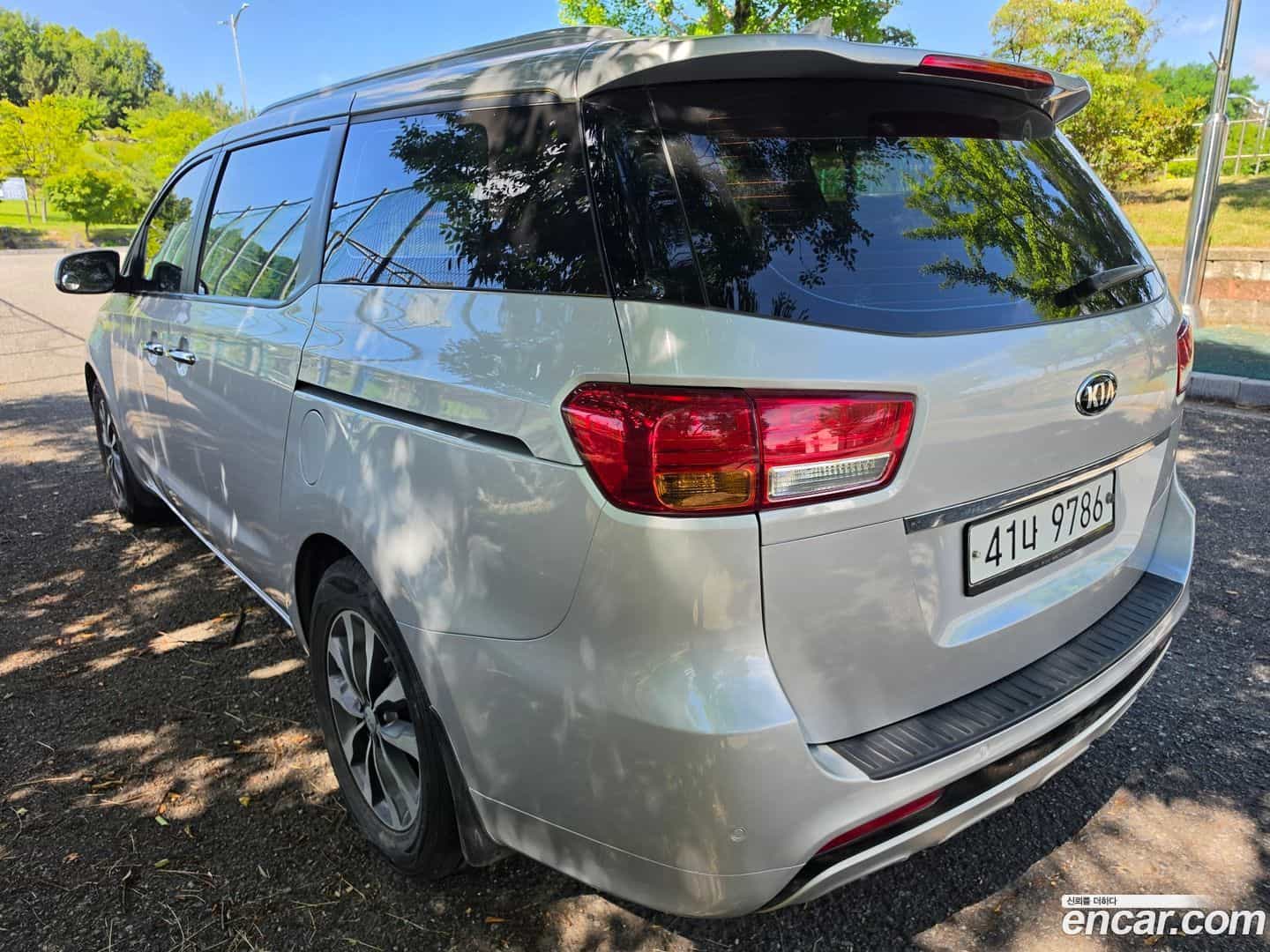 Canival Kia 2017.9-OUTER-002