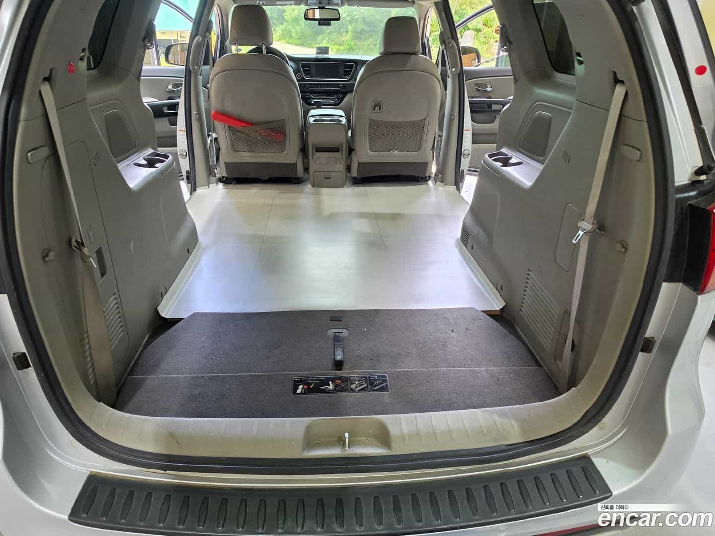 Canival Kia 2017.9-OPTION-024