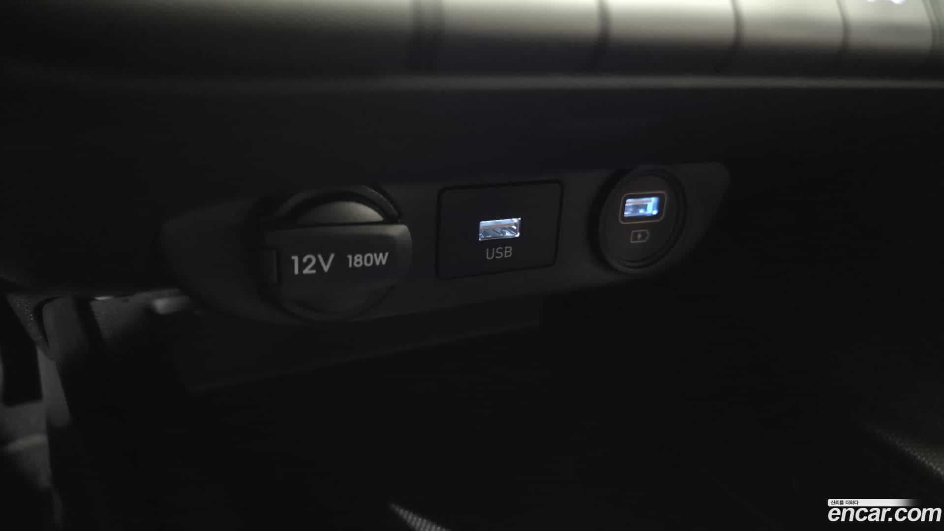 AVANTE Hyundai 2021.6-OPTION-017