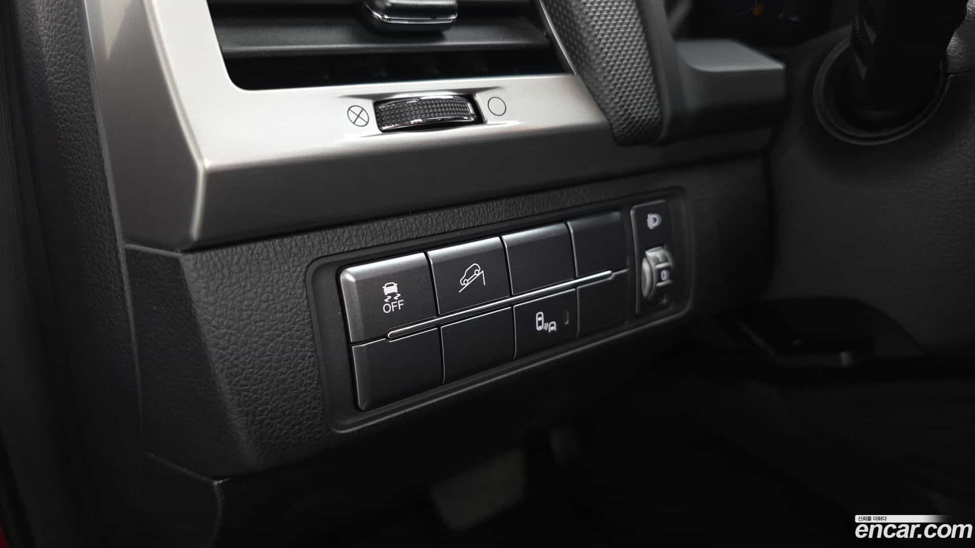 Rexton KG Mobility 2018.0-OPTION-042