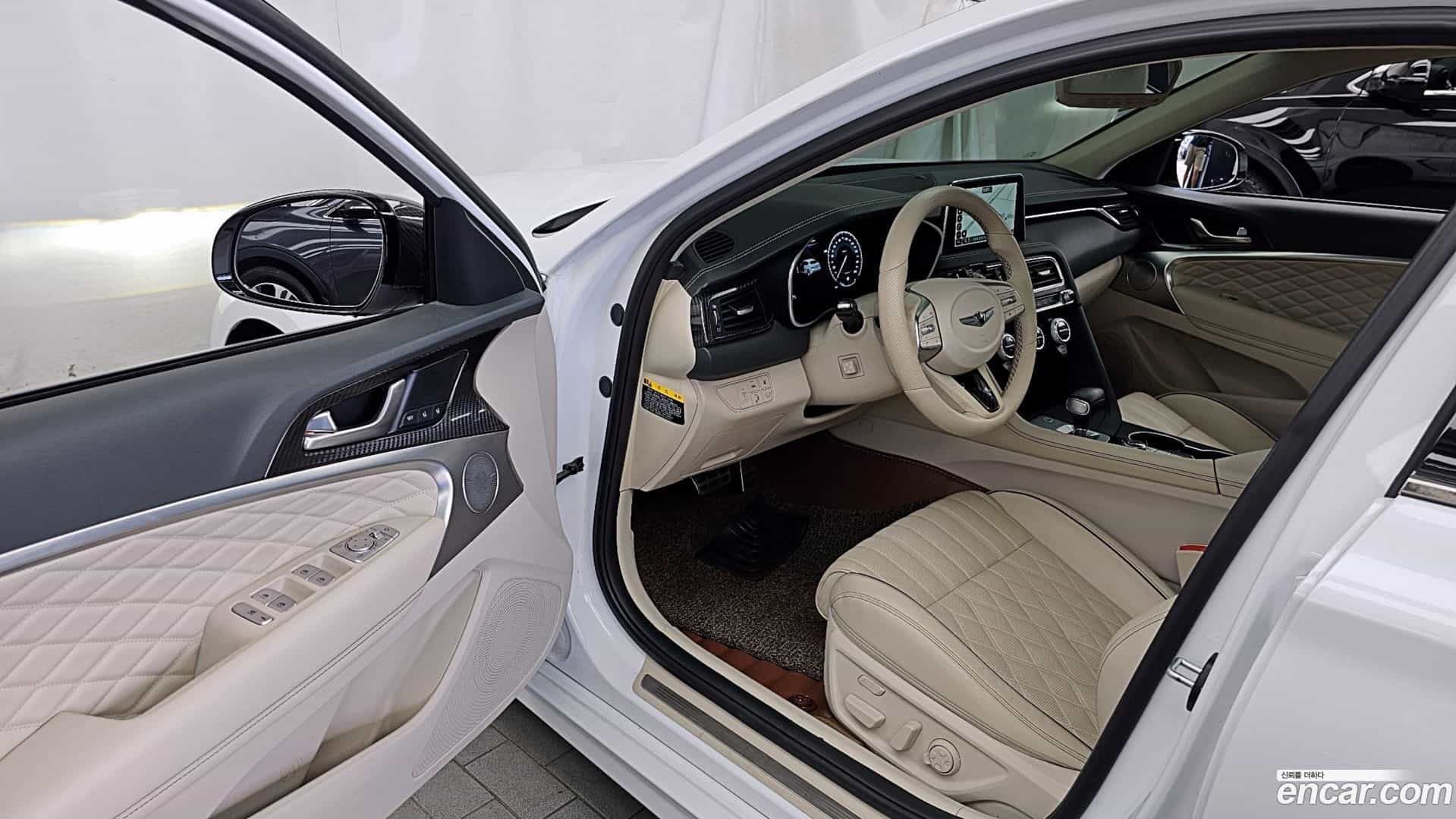 G70 Genesis 2020.3-INNER-010