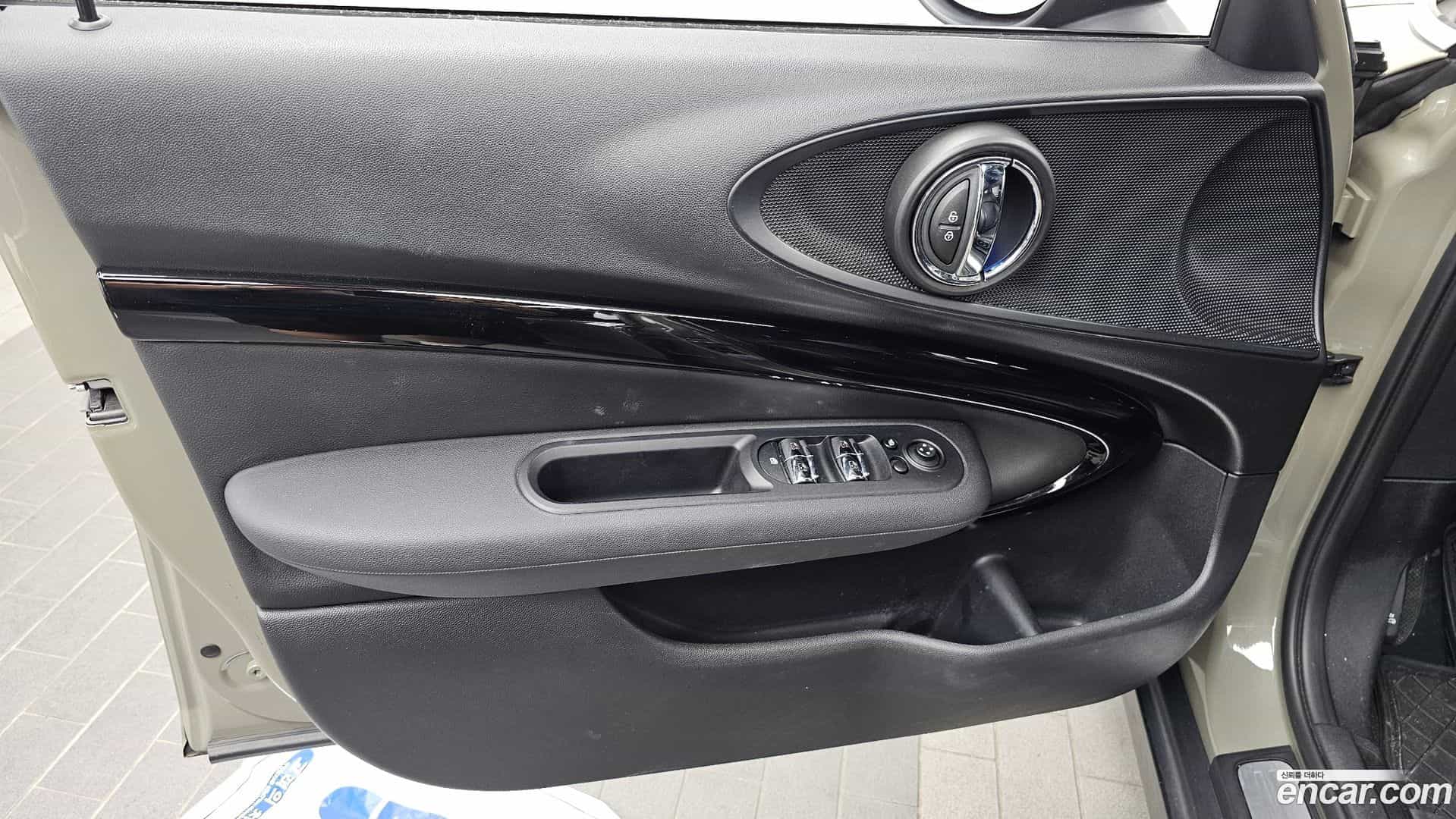 Clubman Mini 2019.9-INNER-034