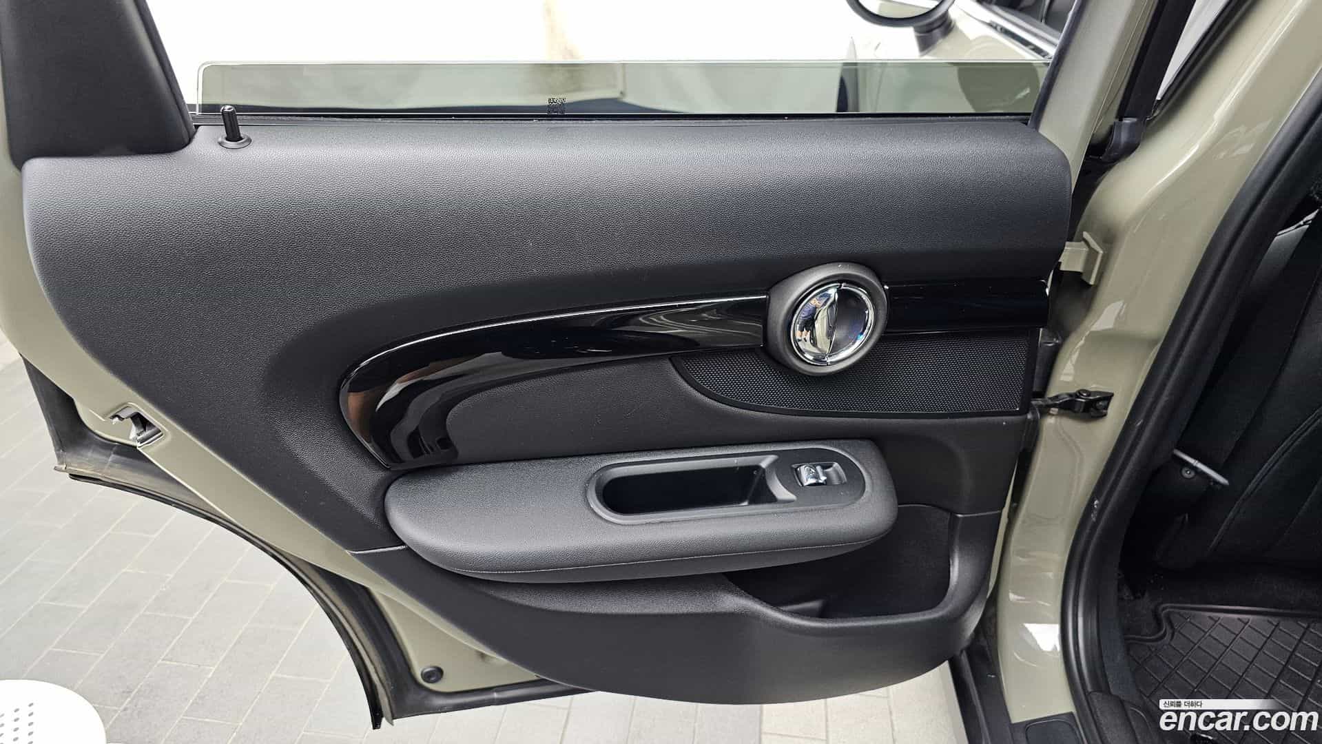 Clubman Mini 2019.9-INNER-035