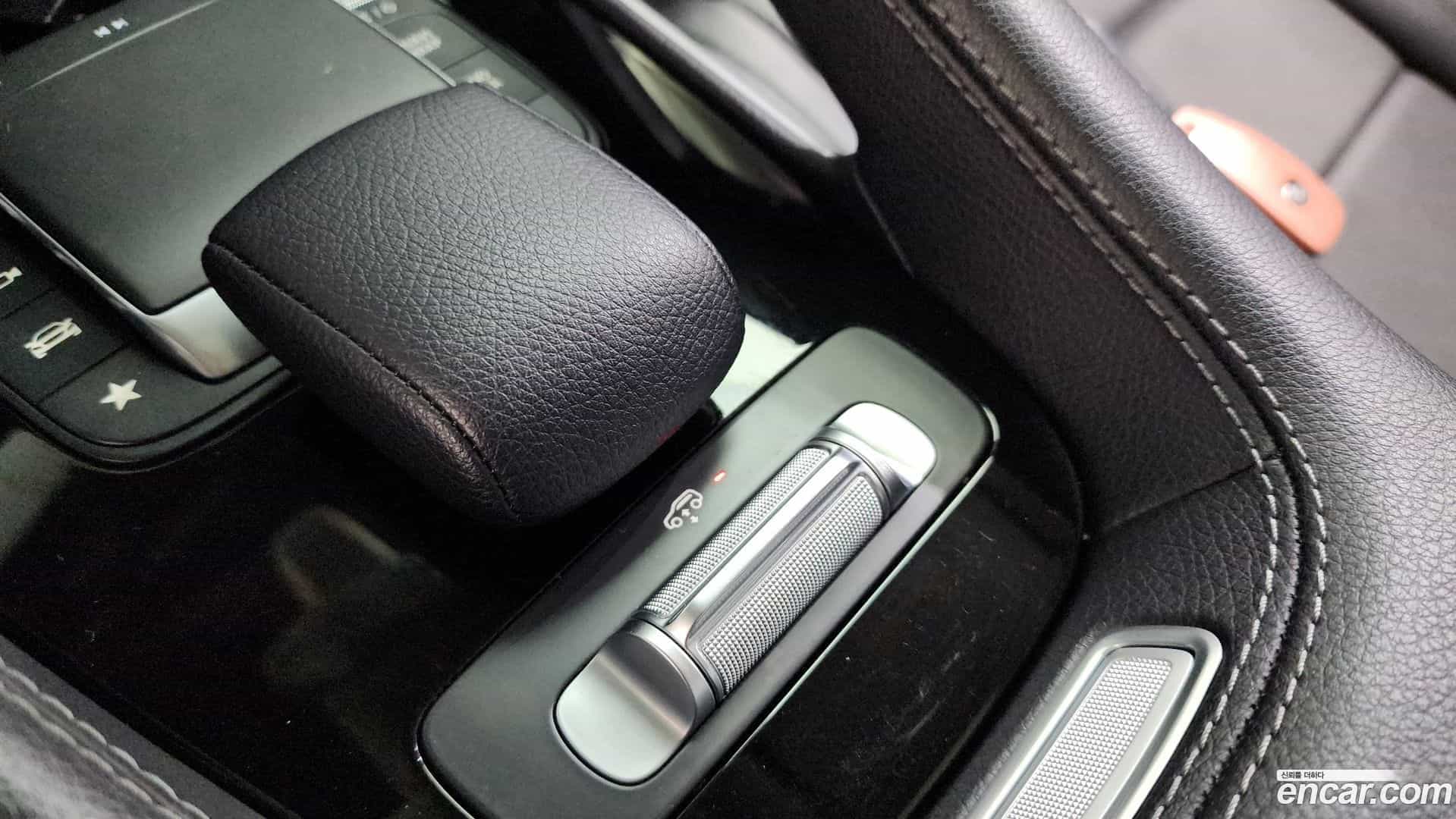 GLE-Class Mercedes-Benz 2020.9-OPTION-021