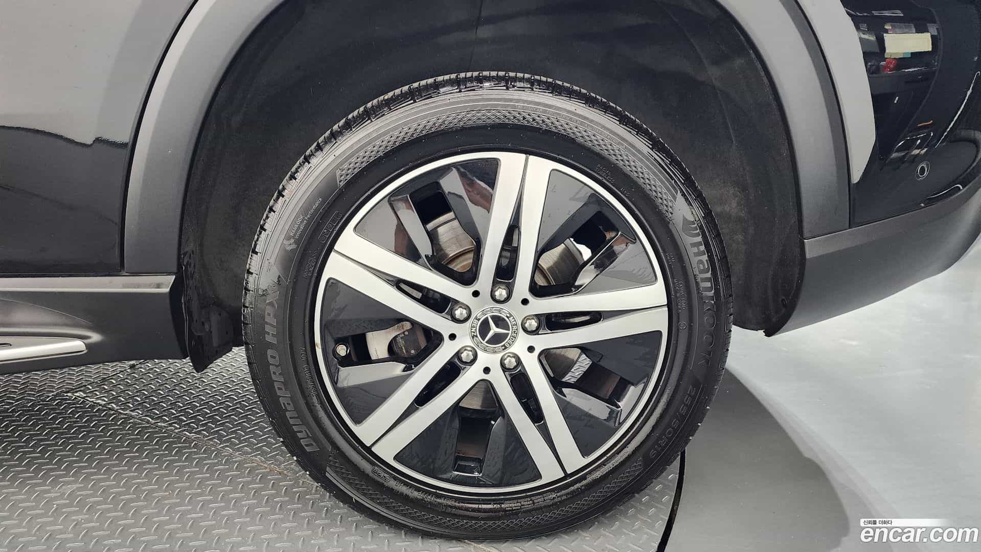 GLE-Class Mercedes-Benz 2020.9-OUTER-031