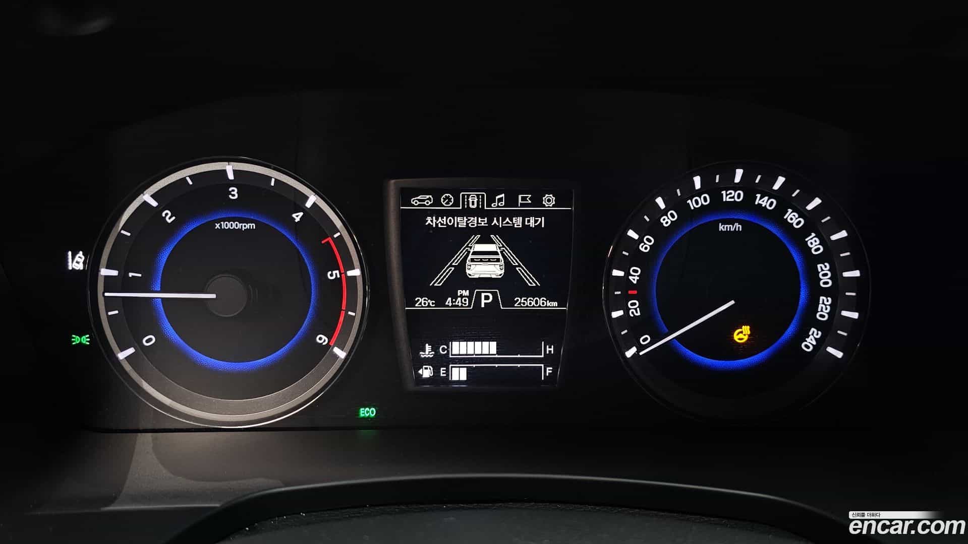 Rexton KG Mobility 2021.6-INNER-008