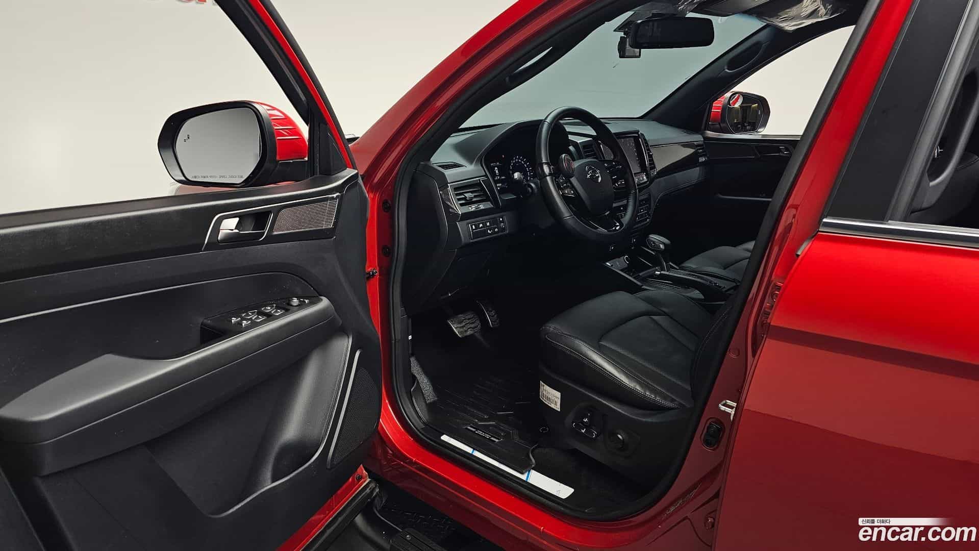 Rexton KG Mobility 2021.6-INNER-010
