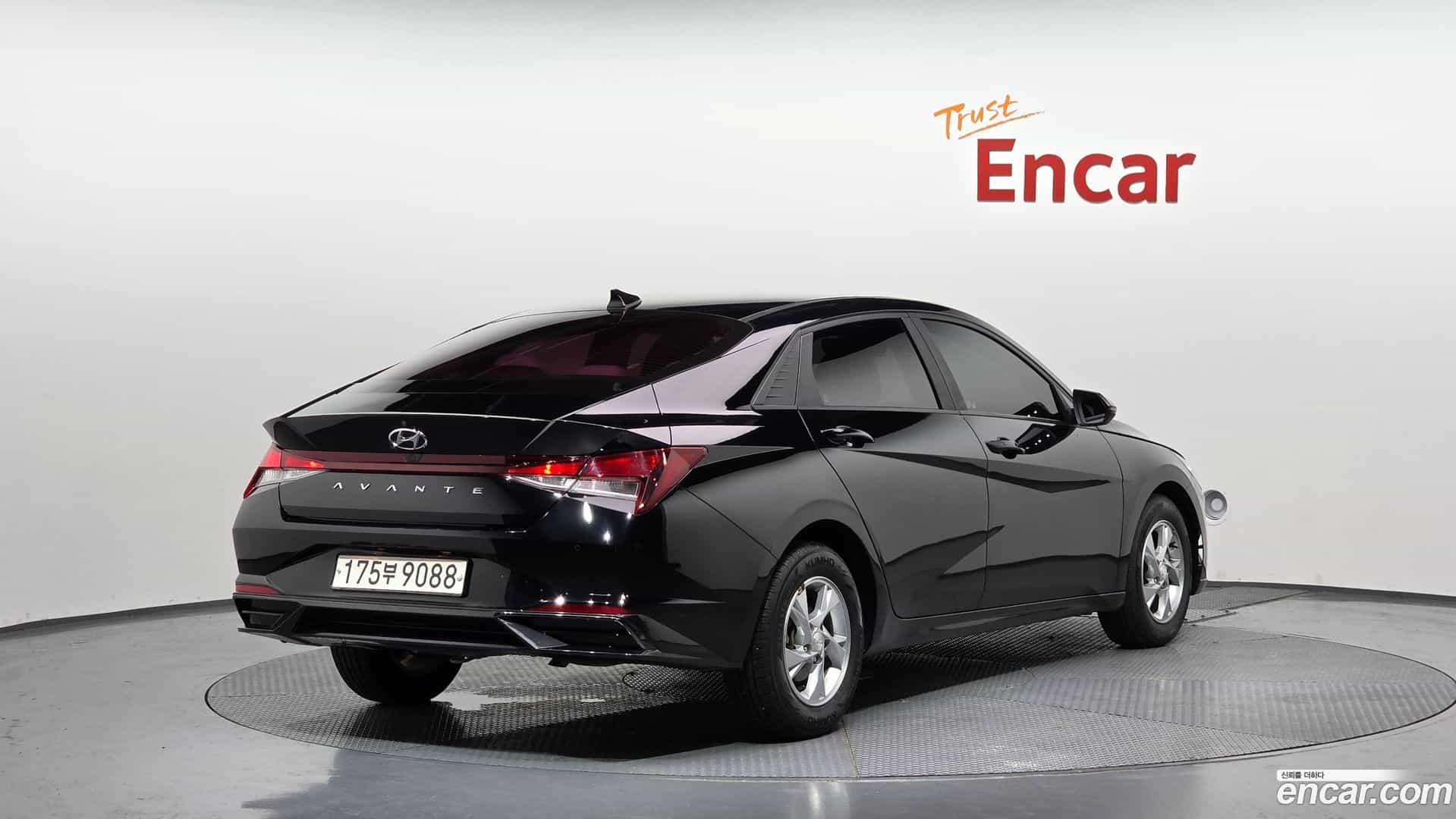 AVANTE Hyundai 2021.6-OUTER-002