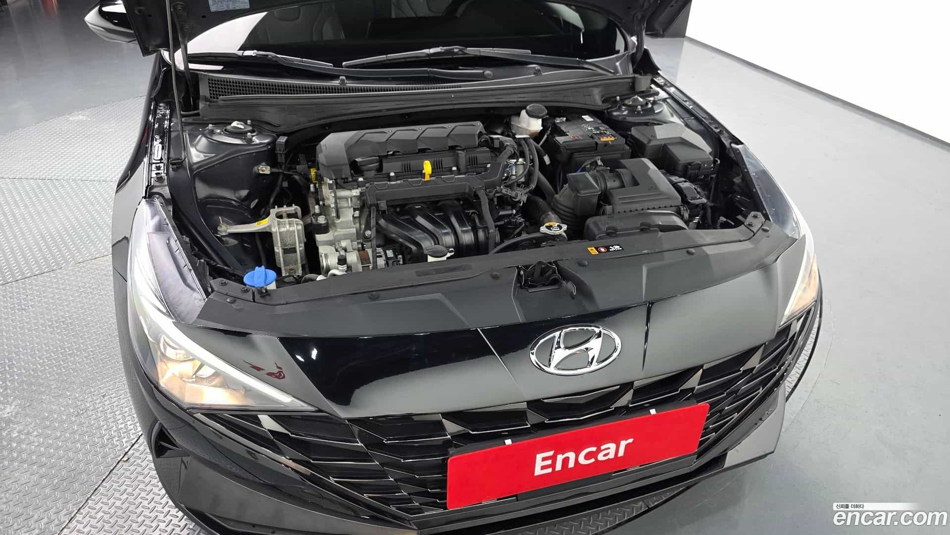AVANTE Hyundai 2021.6-OUTER-006