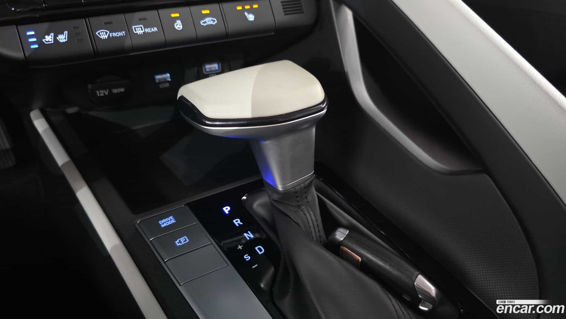AVANTE Hyundai 2021.6-INNER-009
