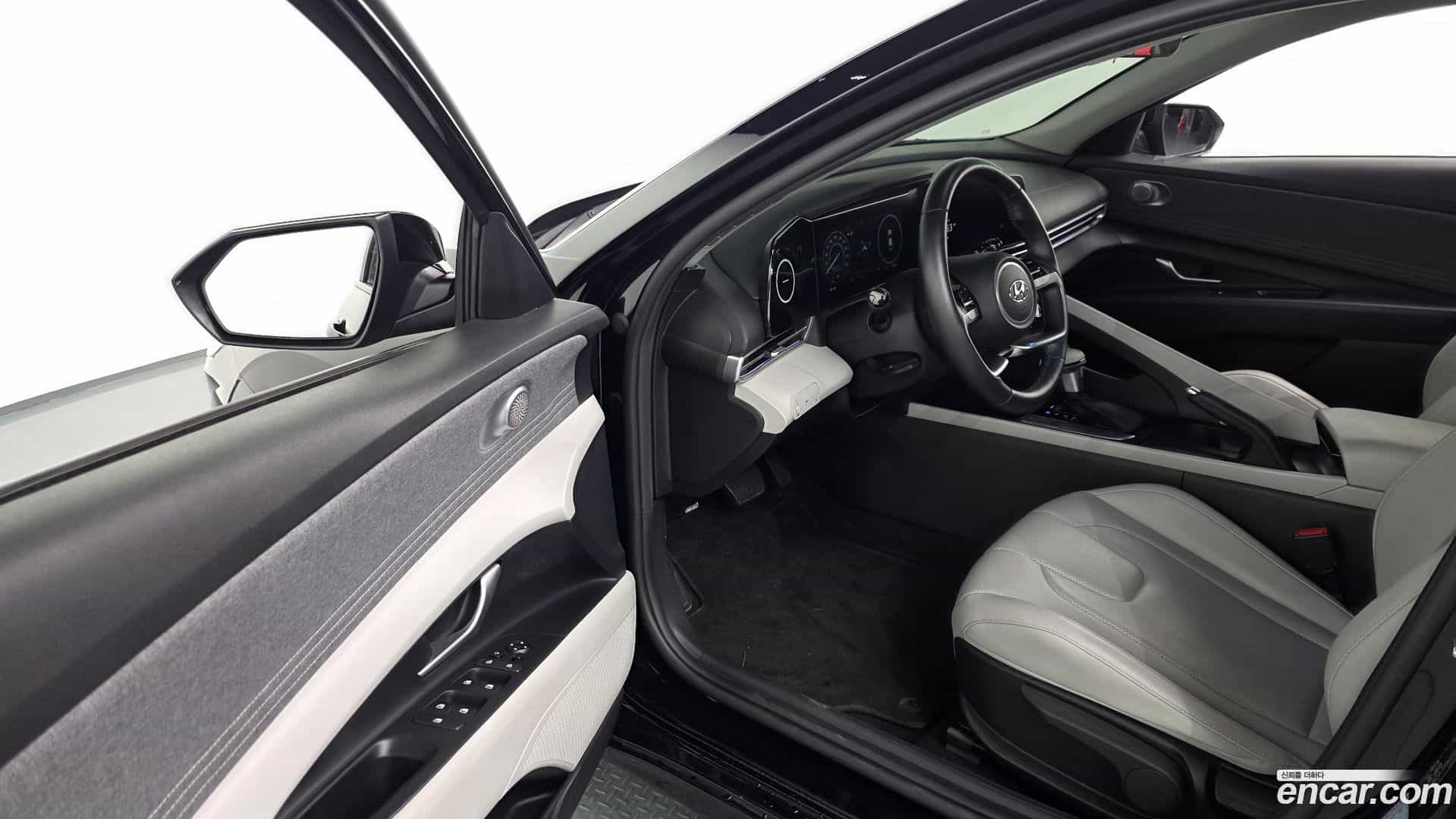 AVANTE Hyundai 2021.6-INNER-010