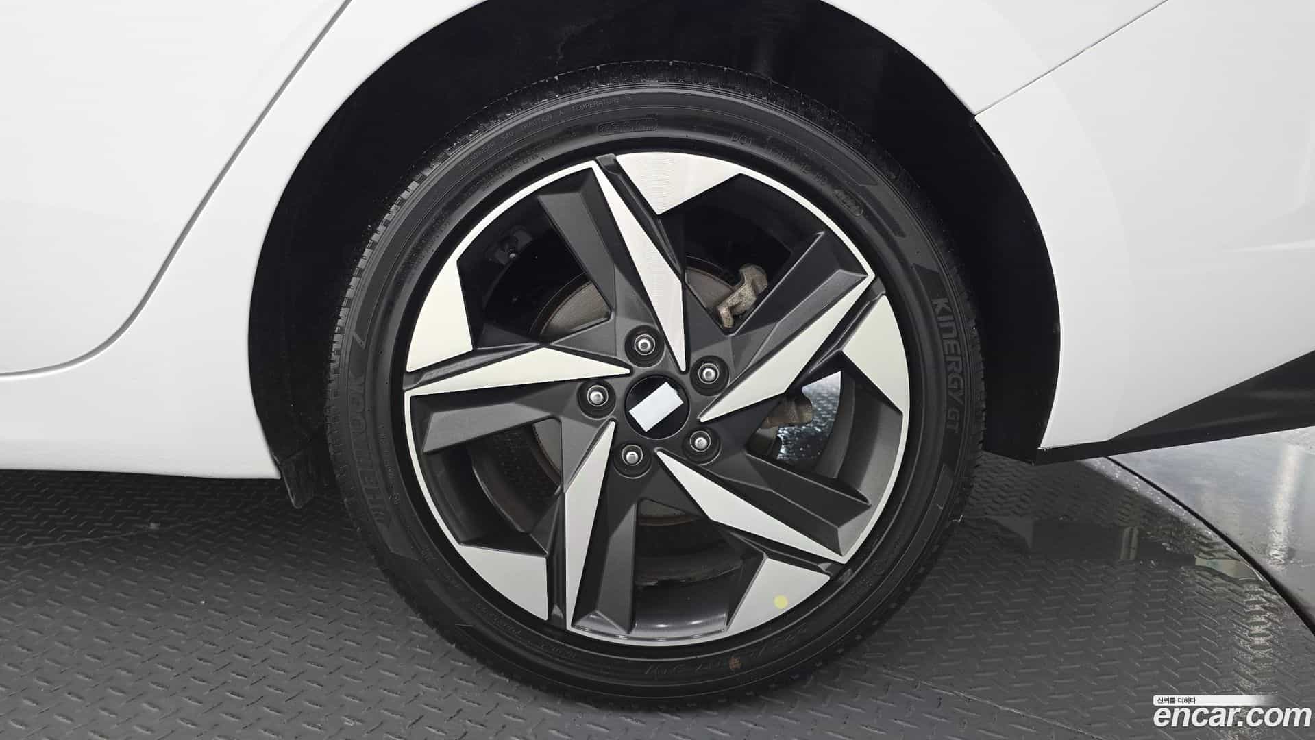 AVANTE Hyundai 2021.4-OUTER-005