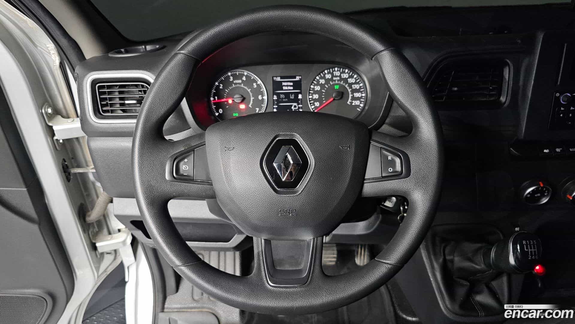Master Renault Korea 2021.0-OPTION-018