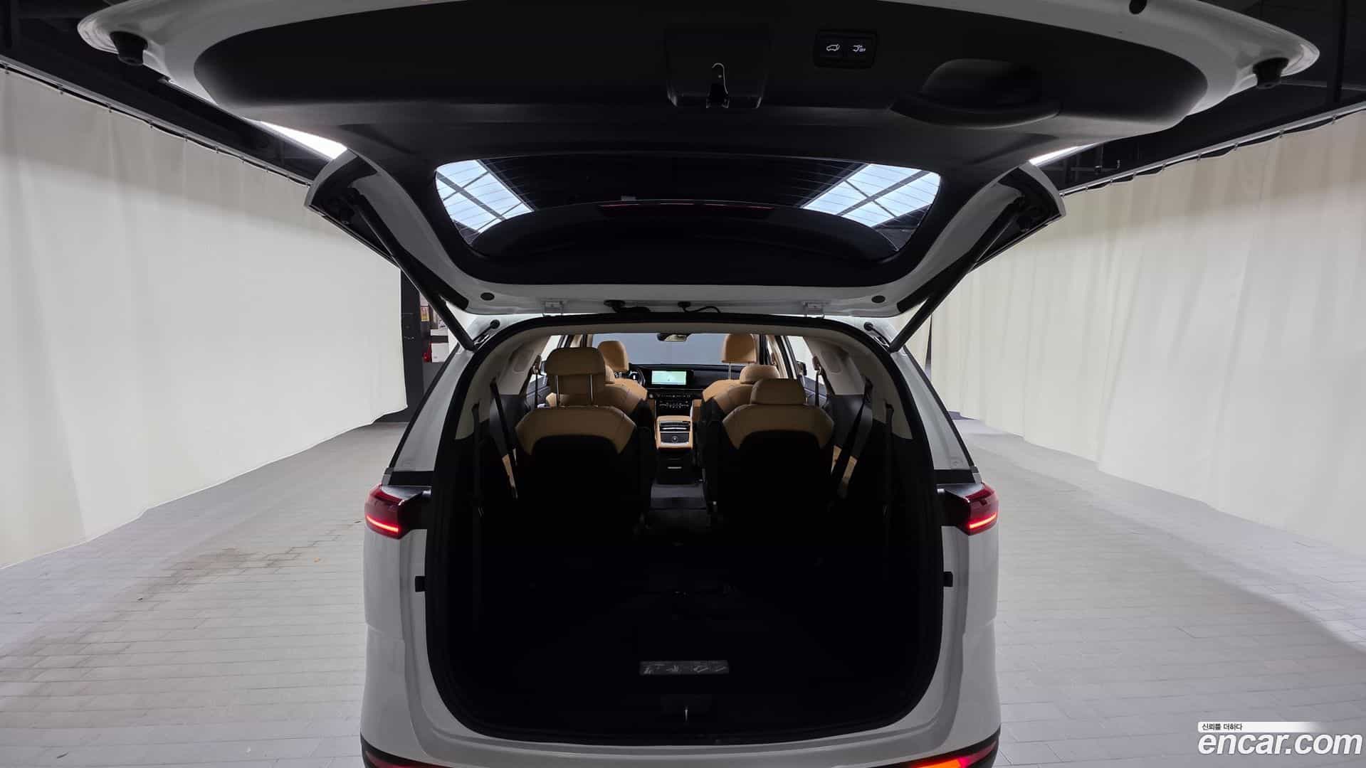 Canival Kia 2022.5-OPTION-024