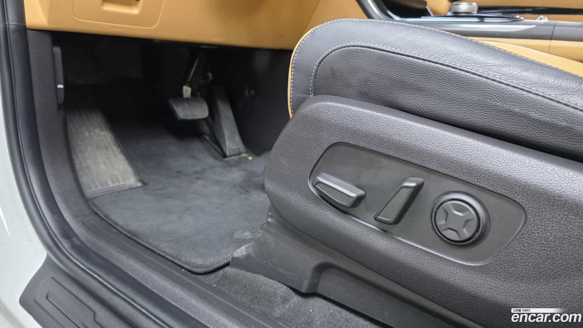 Canival Kia 2022.5-OPTION-046