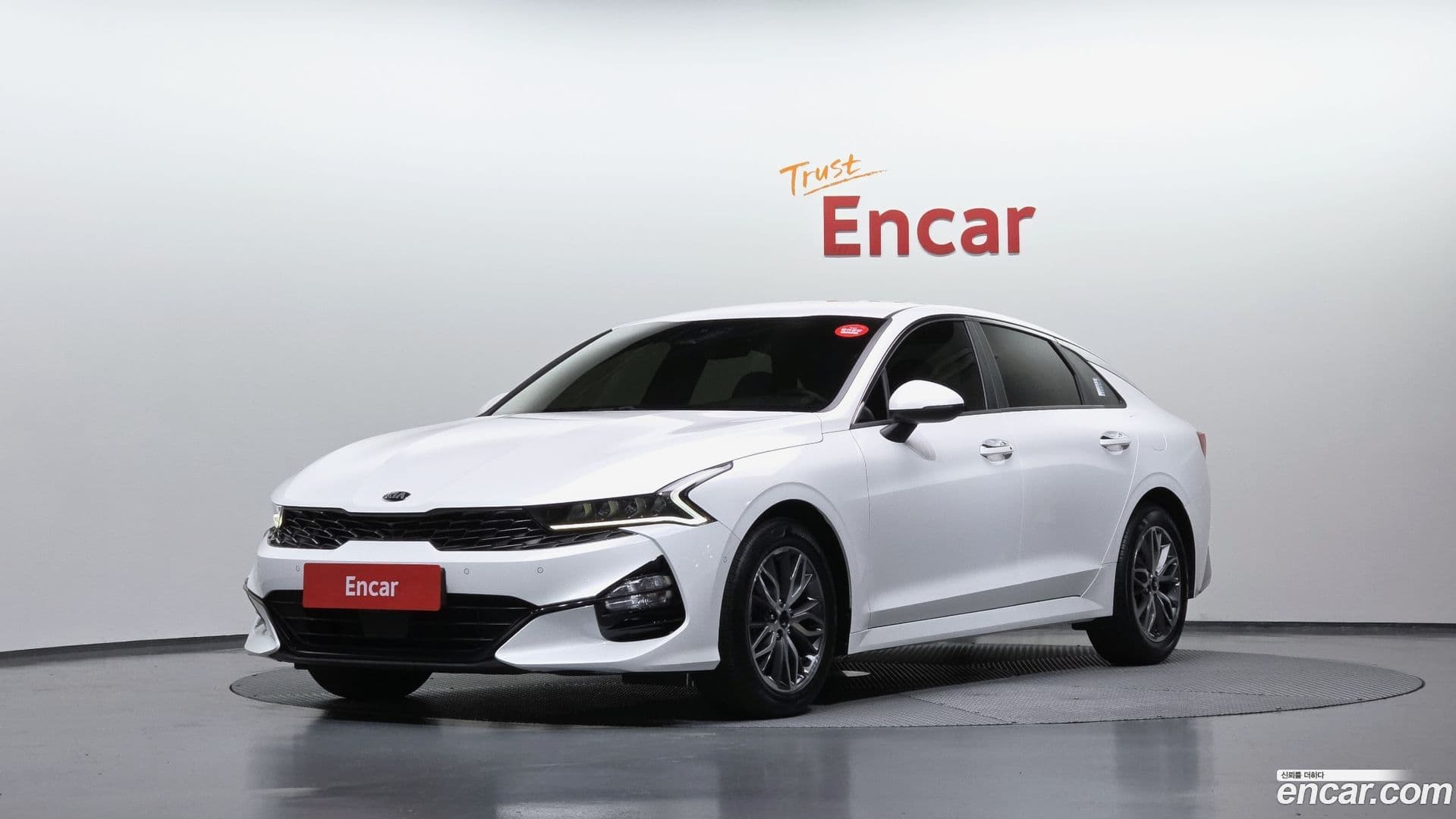 Main__Slider__Photo:K5 Kia 2021.3-0