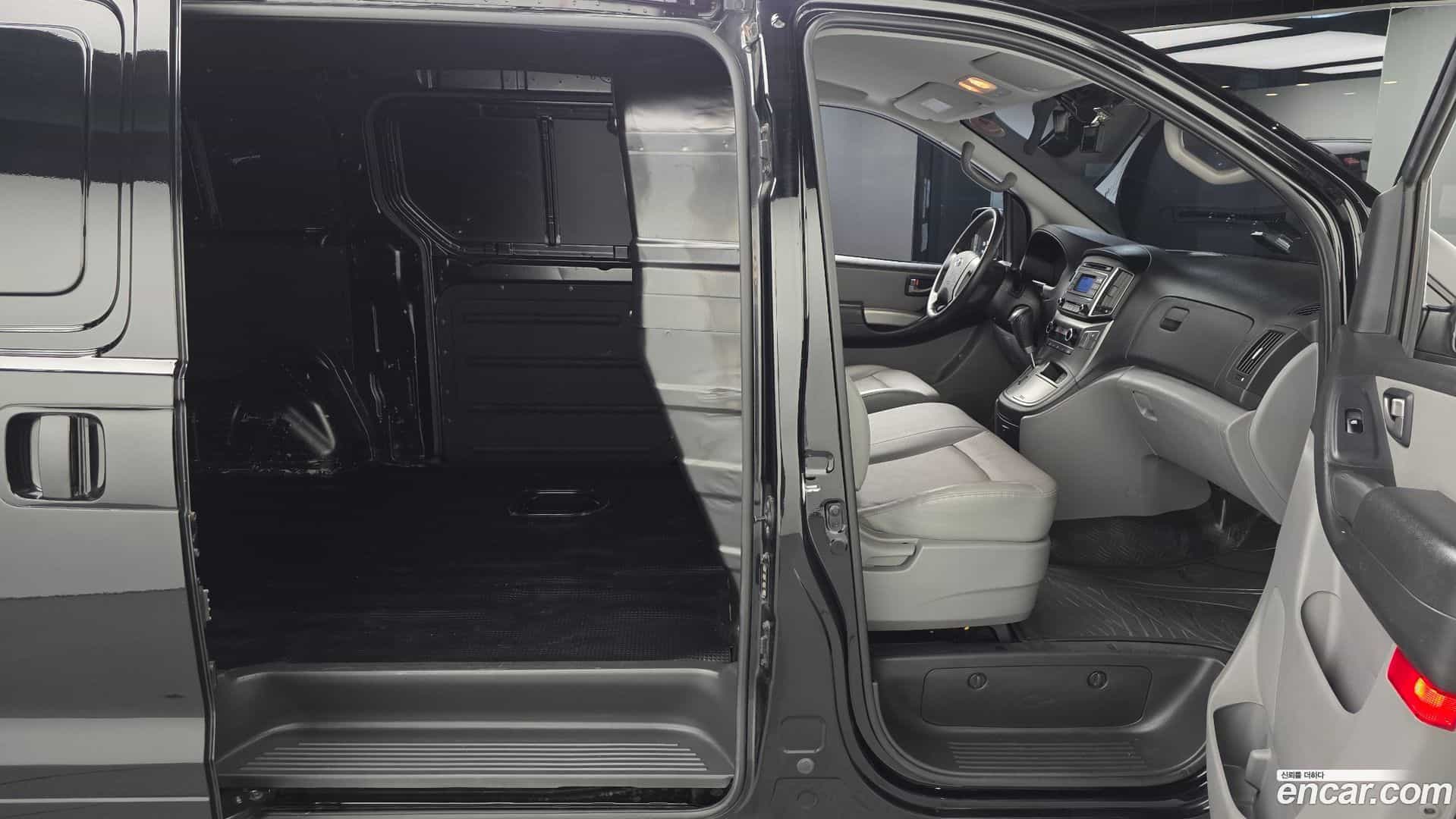 Starex Hyundai 2019.2-OPTION-022