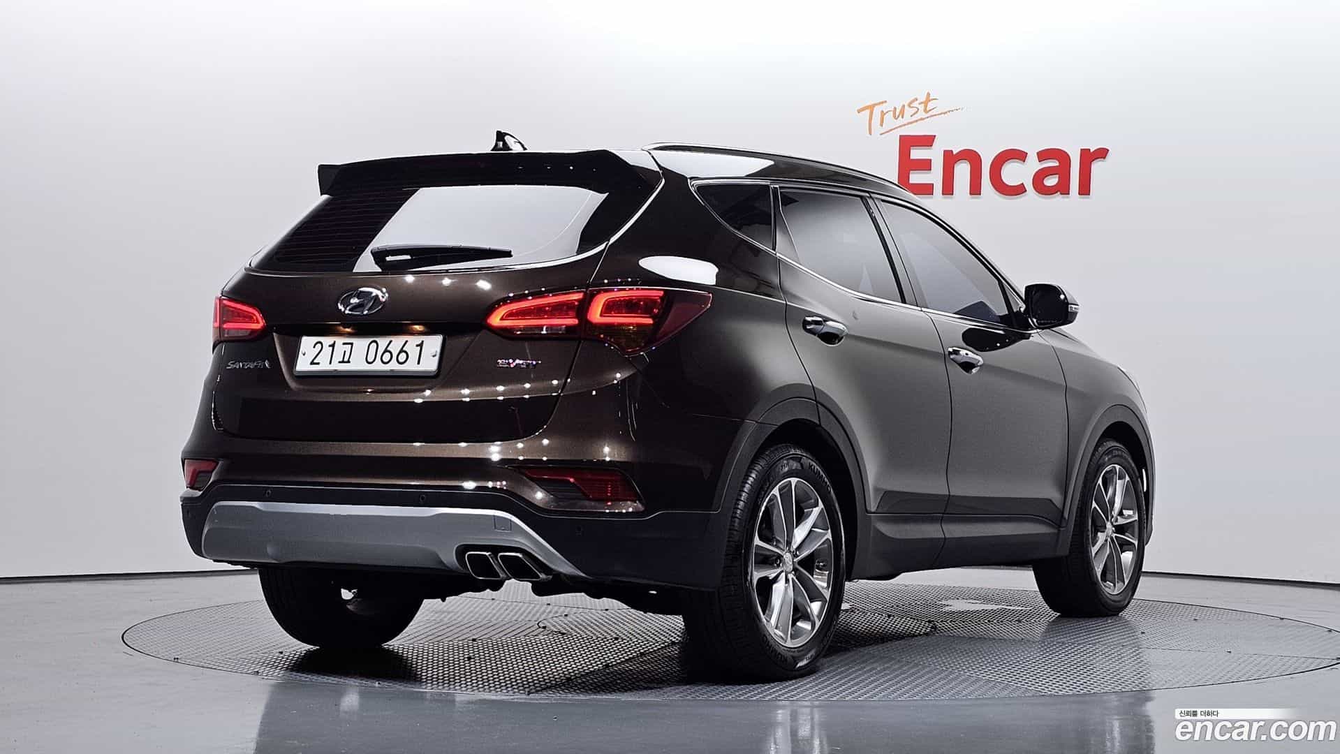 Santafe Hyundai 2016.0-OUTER-002