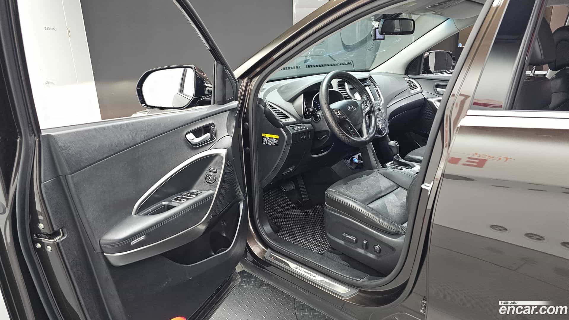 Santafe Hyundai 2016.0-INNER-010