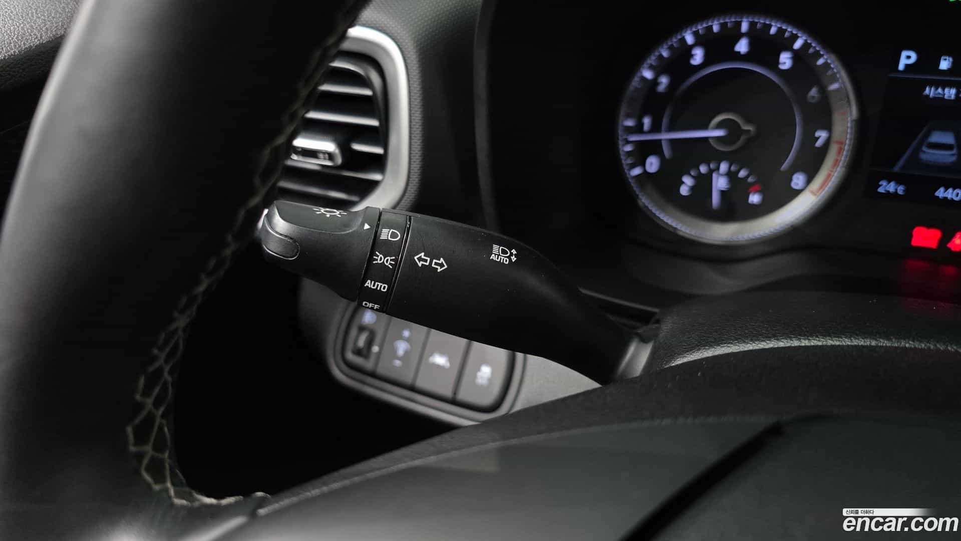 Venue Hyundai 2019.7-OPTION-041