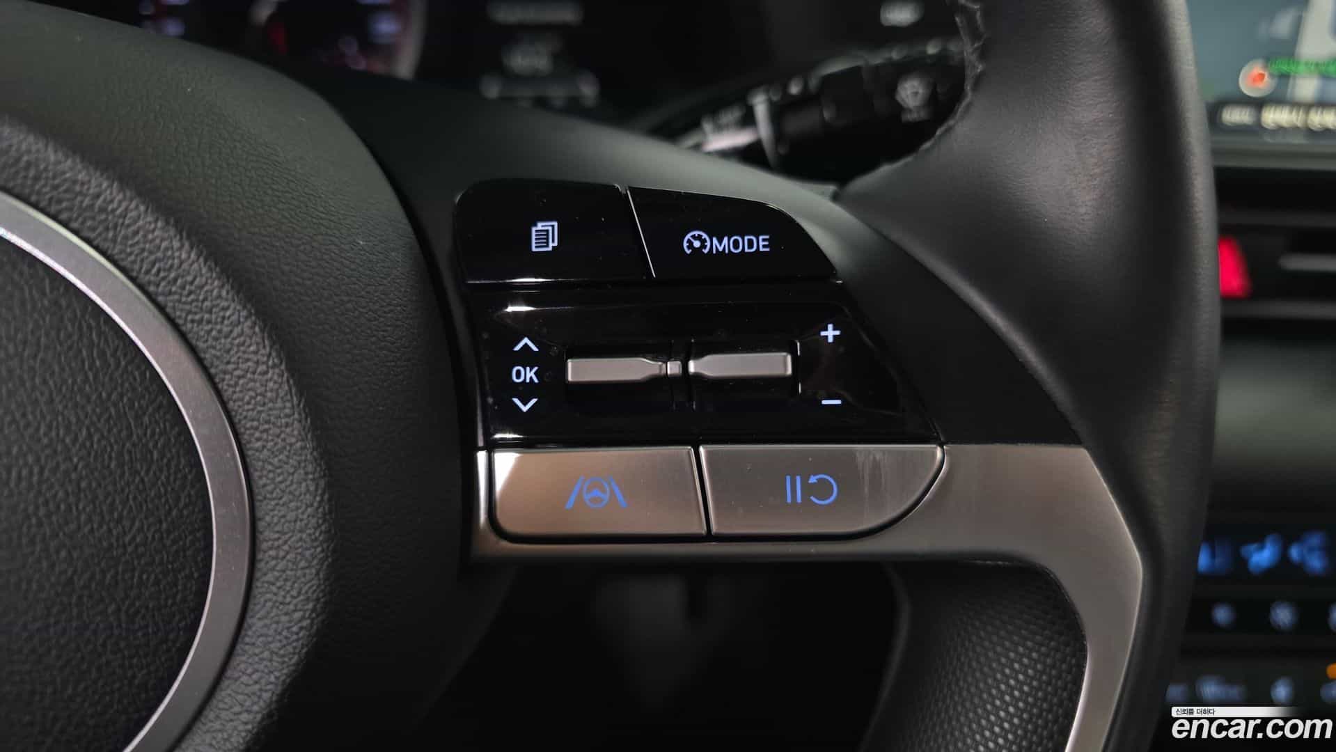 AVANTE Hyundai 2021.3-OPTION-022
