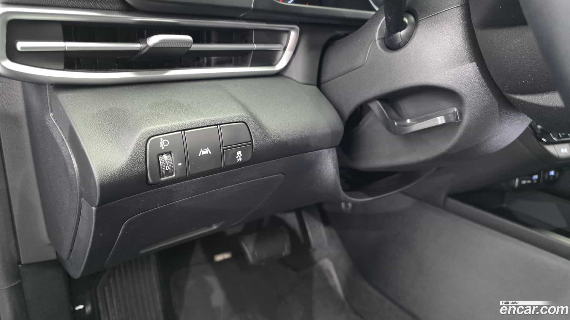 AVANTE Hyundai 2021.3-OPTION-024
