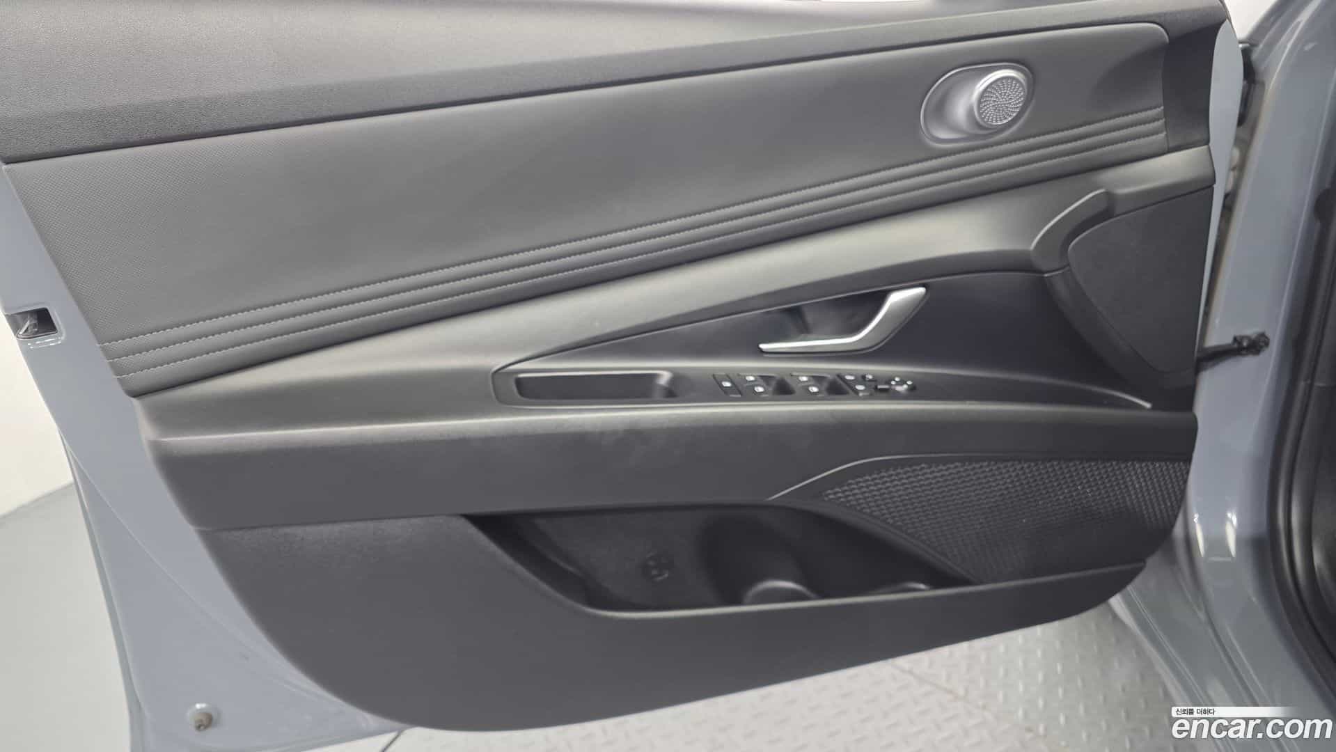 AVANTE Hyundai 2021.3-INNER-034