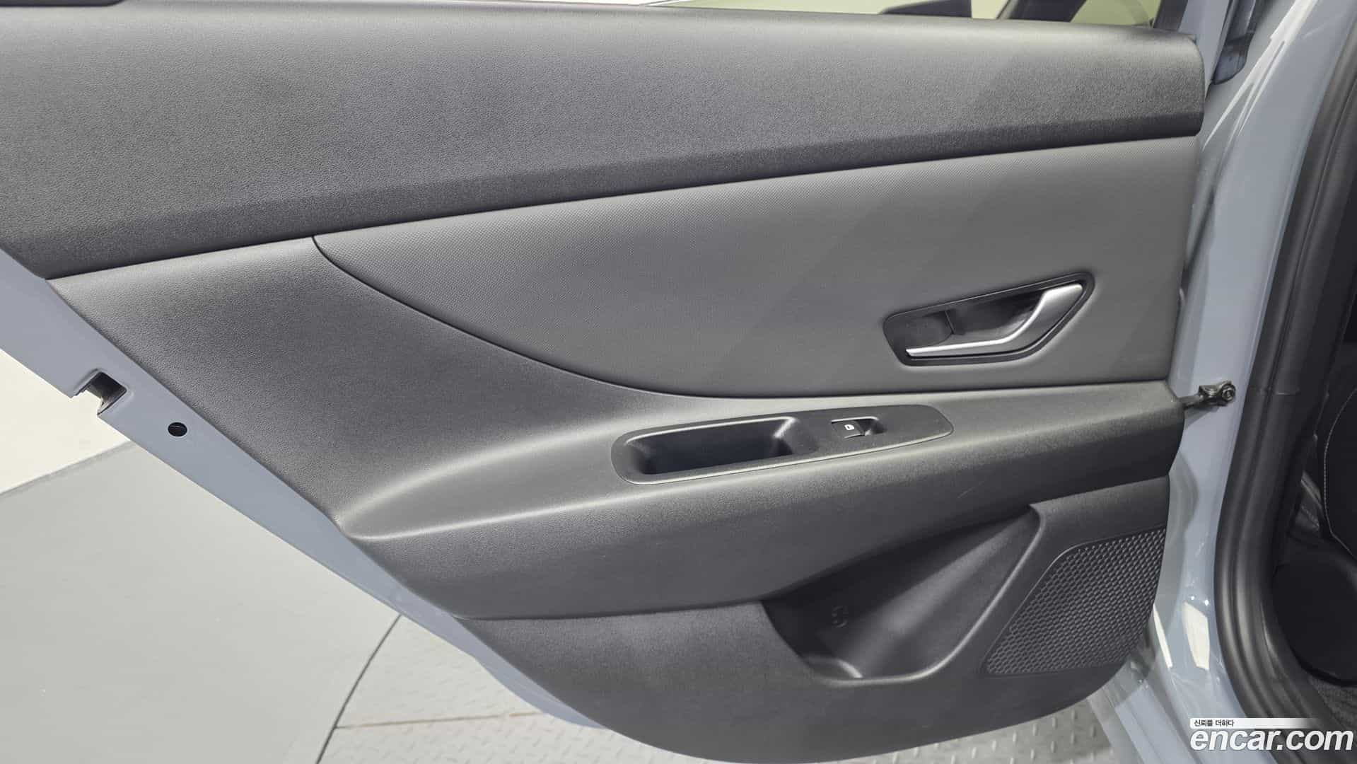 AVANTE Hyundai 2021.3-INNER-035