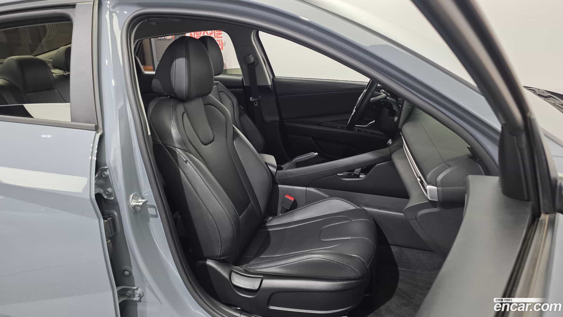 AVANTE Hyundai 2021.3-INNER-036