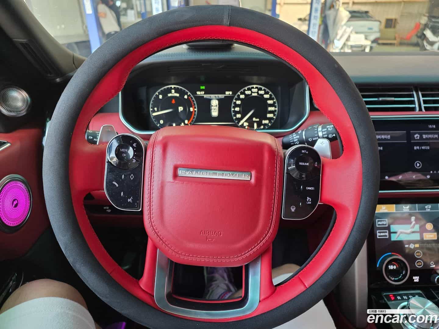 Range Rover Land Rover 2015.0-OUTER-006