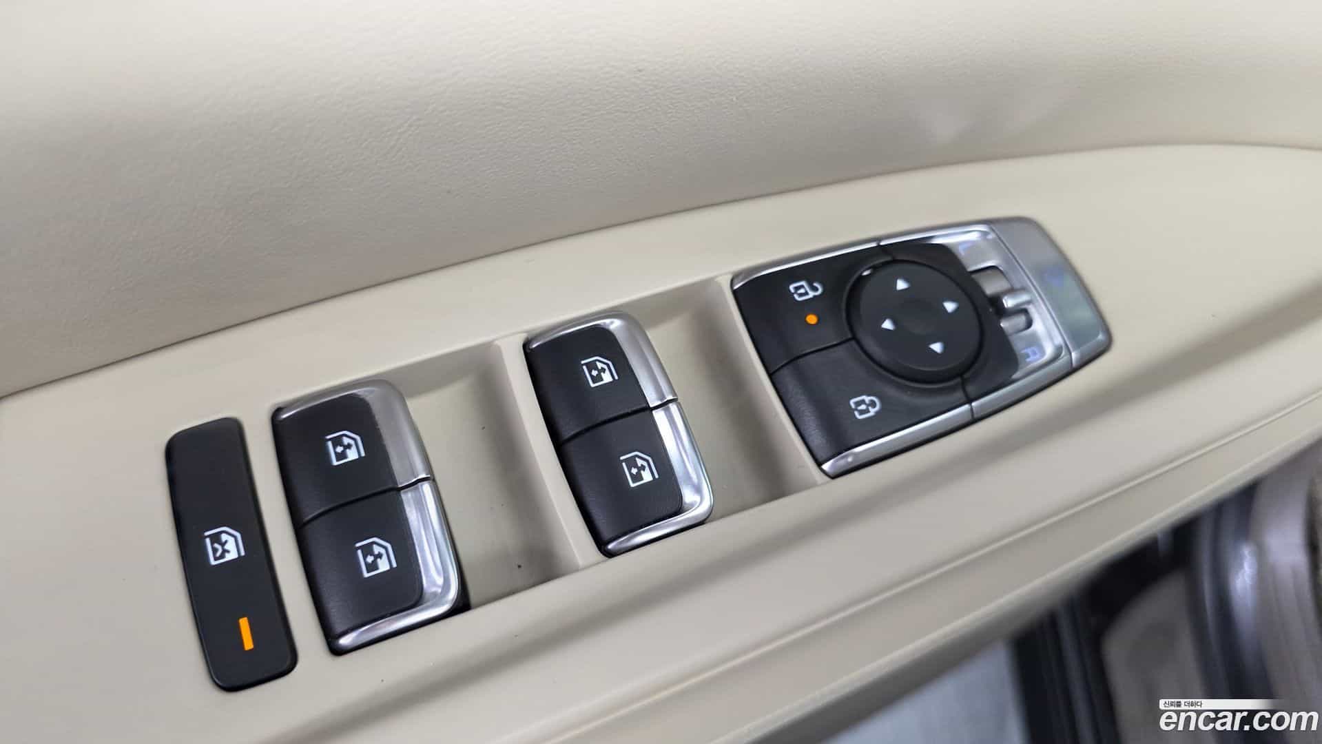 Canival Kia 2024.1-OPTION-050