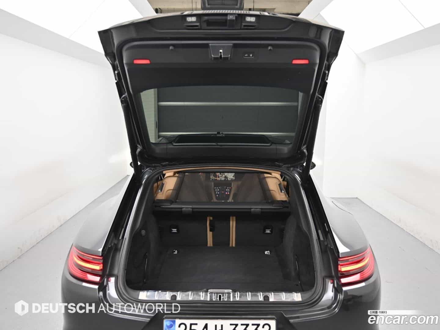 Panamera Porsche 2018.0-OPTION-024
