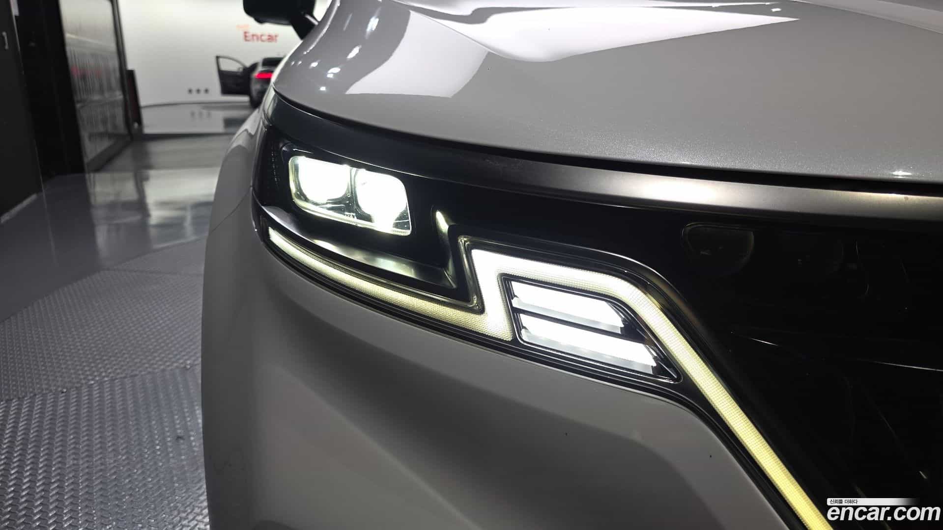 Canival Kia 2023.0-OUTER-032