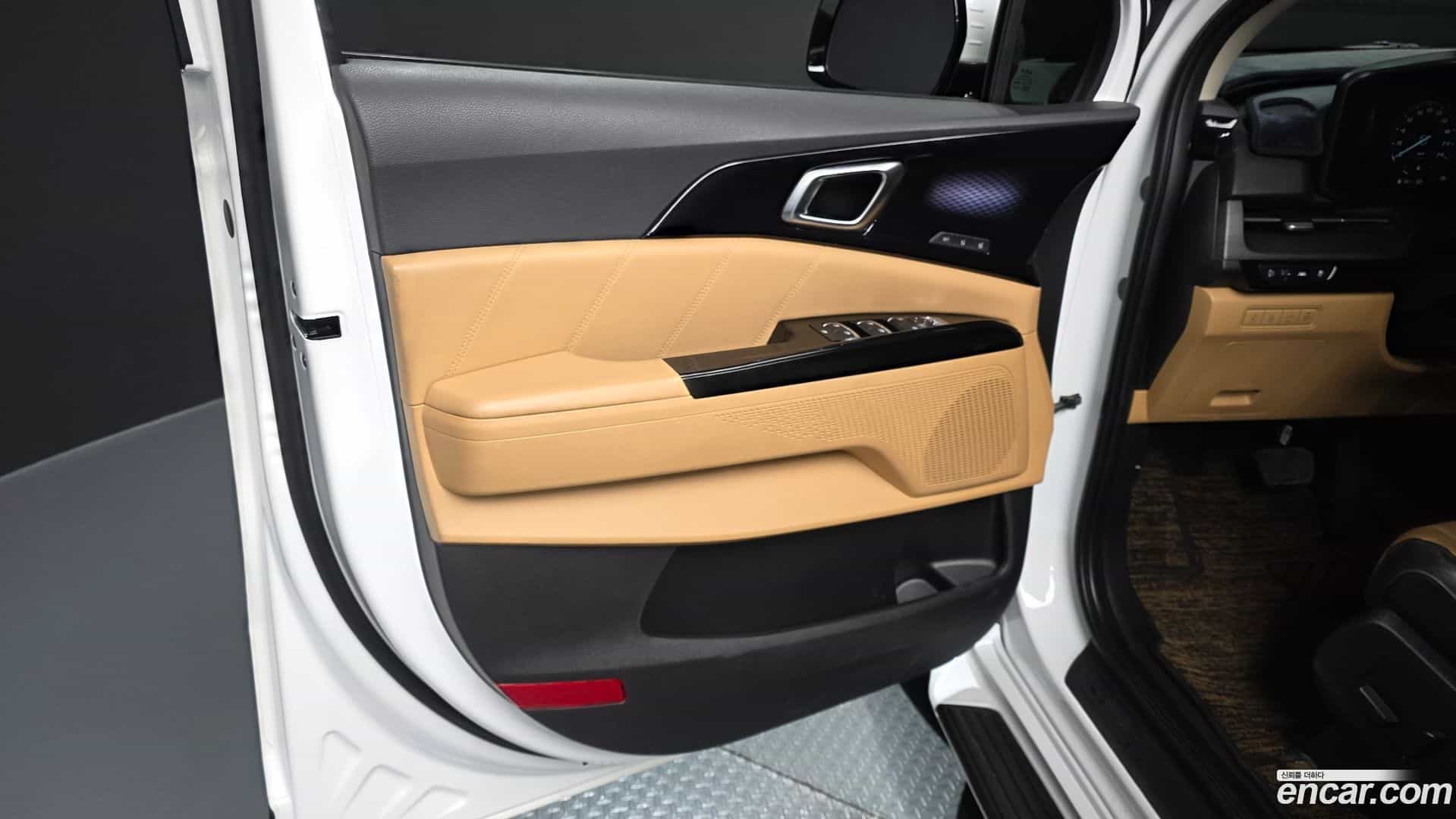 Canival Kia 2023.0-INNER-034