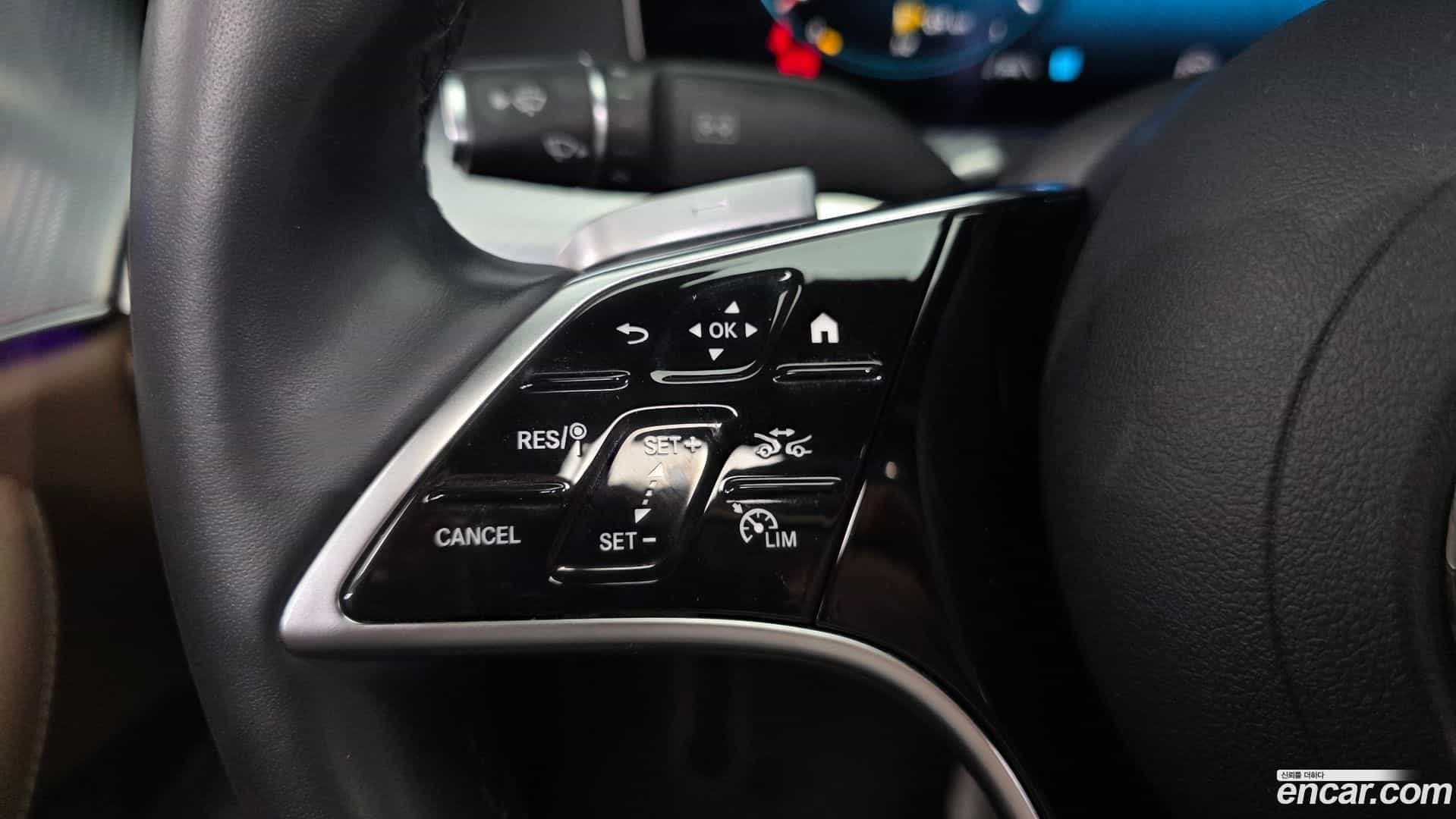 E-Class Mercedes-Benz 2021.7-OPTION-022