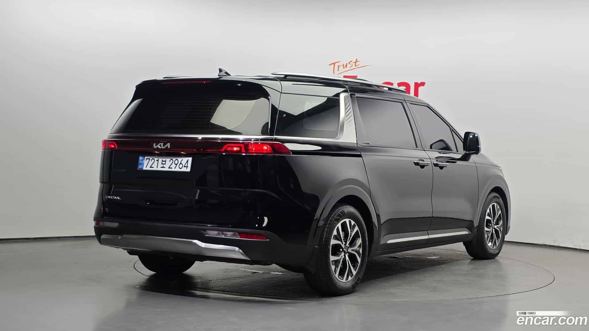 Canival Kia 2023.2-OUTER-002