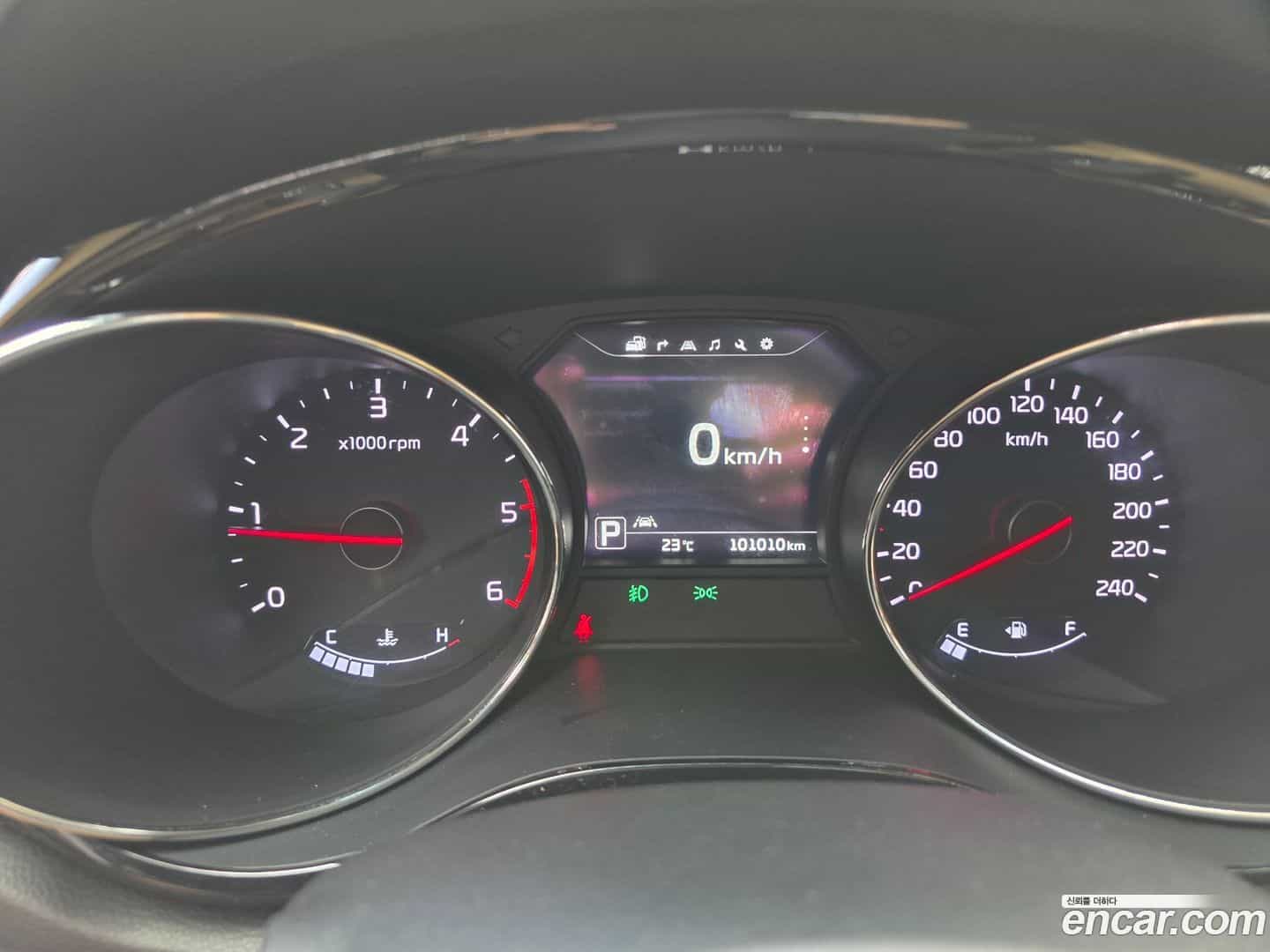 Canival Kia 2015.10-OPTION-017