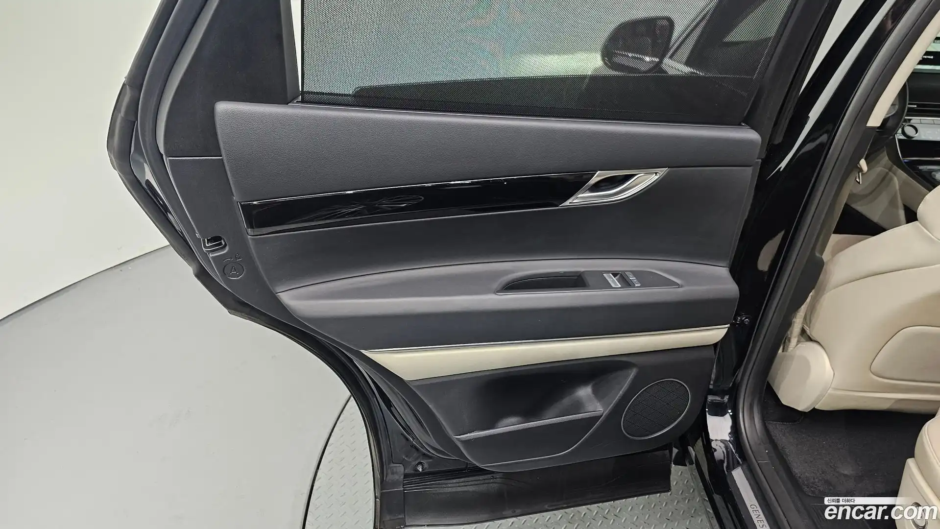 GV80 Genesis 2022.8-INNER-035