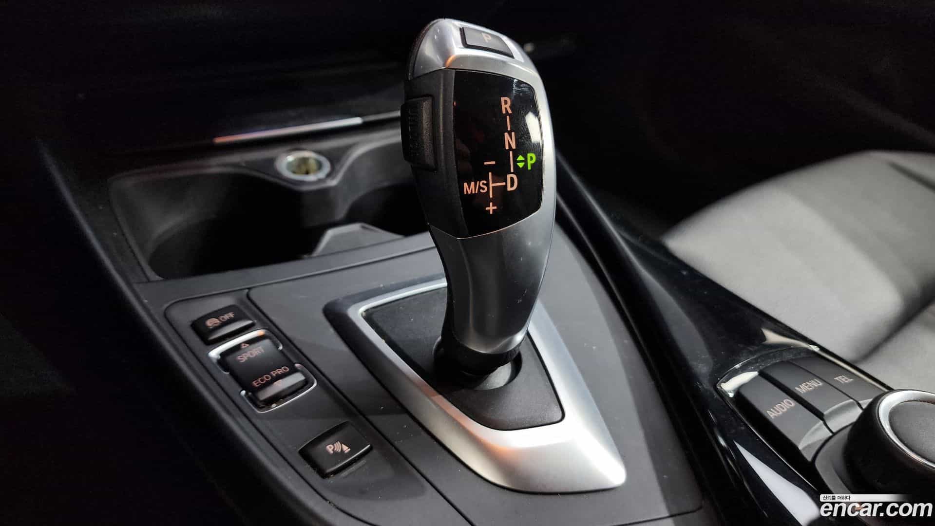 1-Series BMW 2014.1-INNER-009