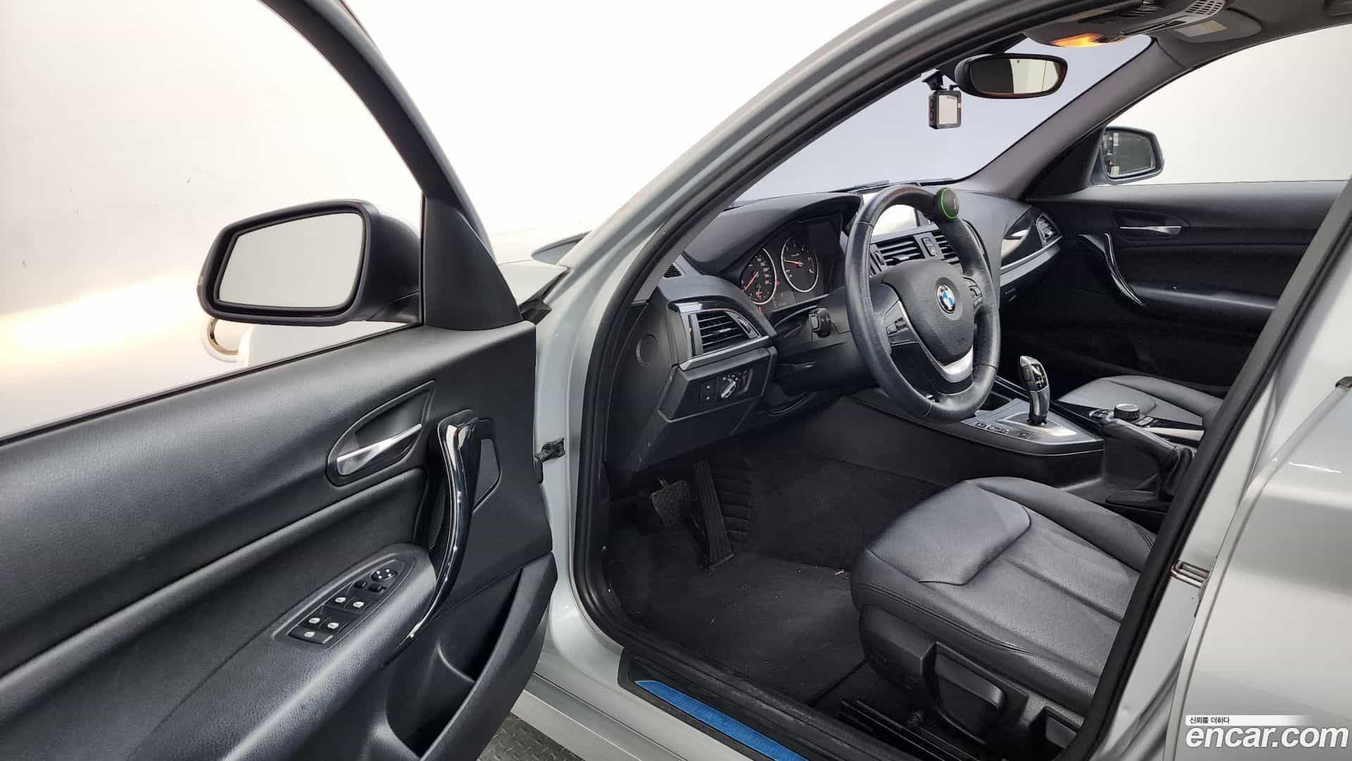 1-Series BMW 2014.1-INNER-010