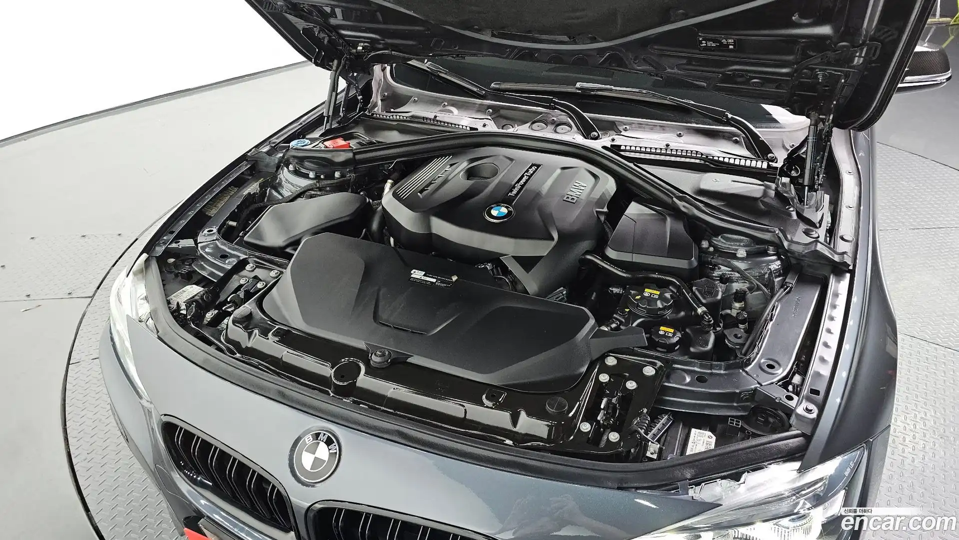 3-Series BMW 2018.1-OUTER-006