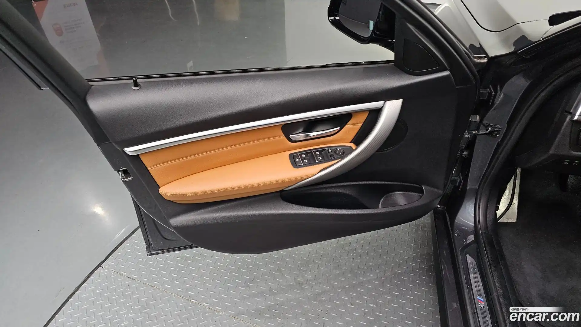 3-Series BMW 2018.1-INNER-034