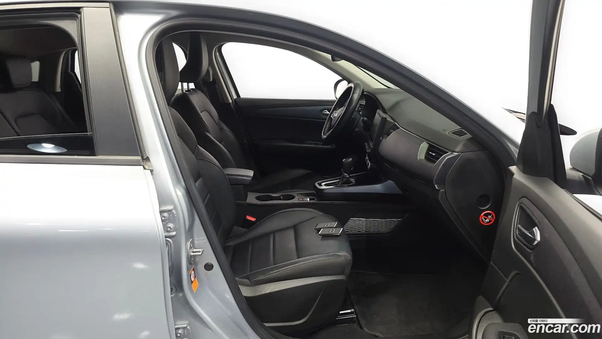 XM3 Renault Korea 2021.4-INNER-036
