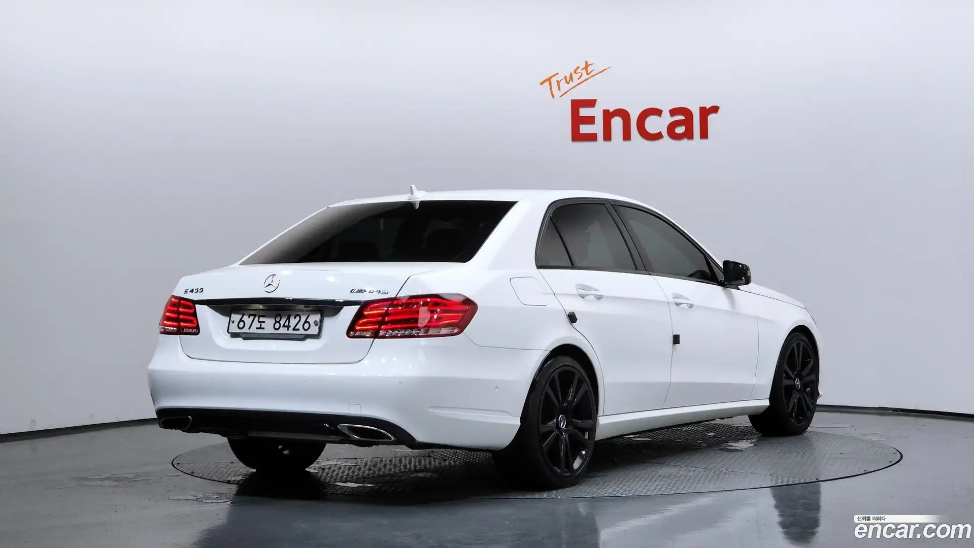 E-Class Mercedes-Benz 2015.8-OUTER-002