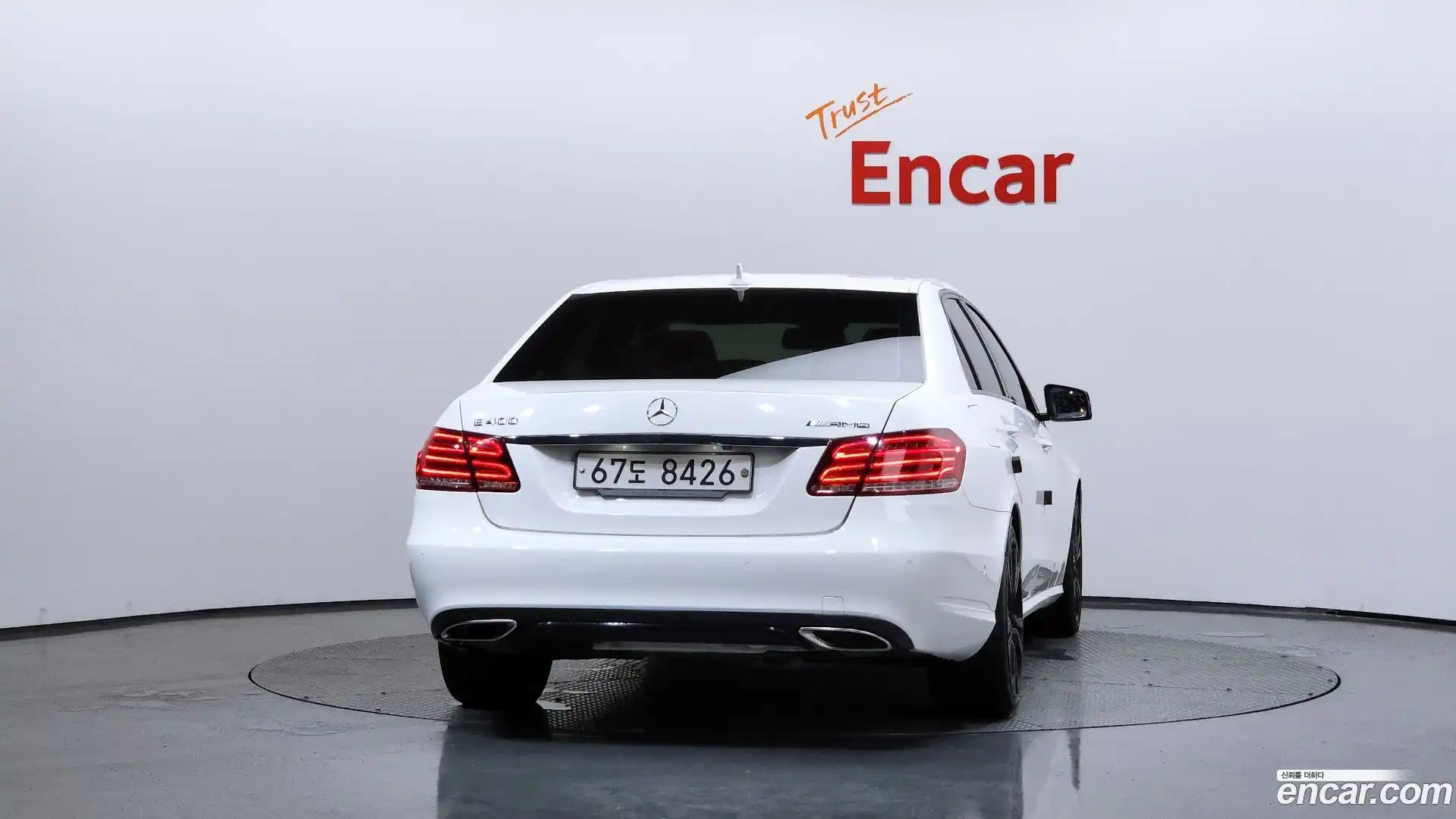 E-Class Mercedes-Benz 2015.8-OUTER-004