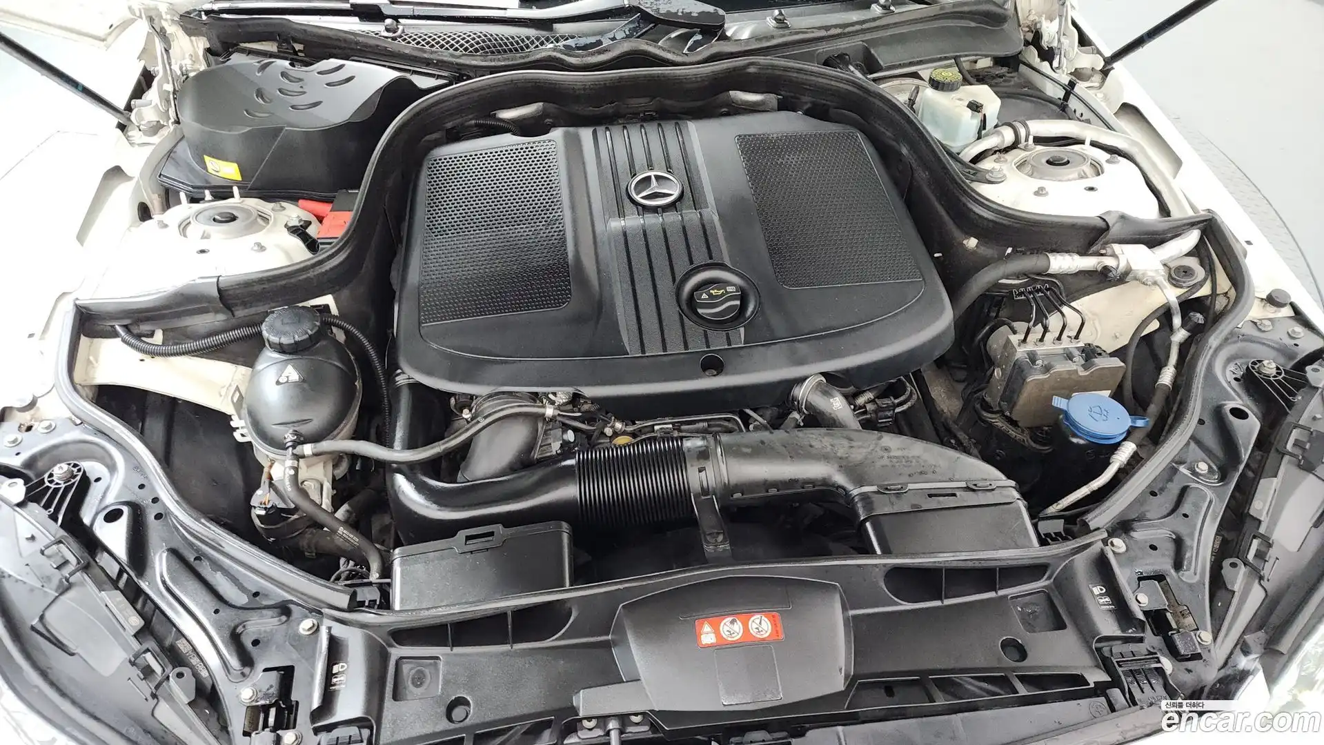 E-Class Mercedes-Benz 2015.8-OUTER-006
