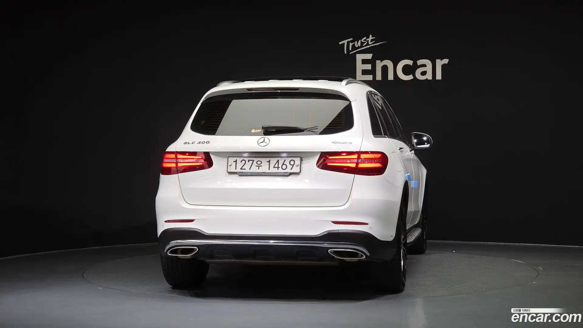 GLC-Class Mercedes-Benz 2019.10-OUTER-004